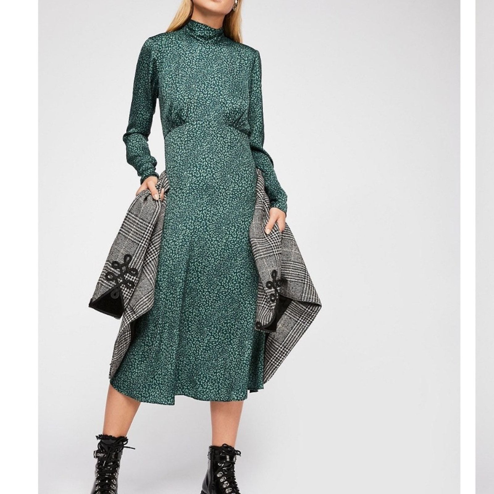 Free People Free People Loveless Satin Backless Midi Dress Green Sz 2 Size XS / US 0-2 / IT 36-38 - 4 Thumbnail