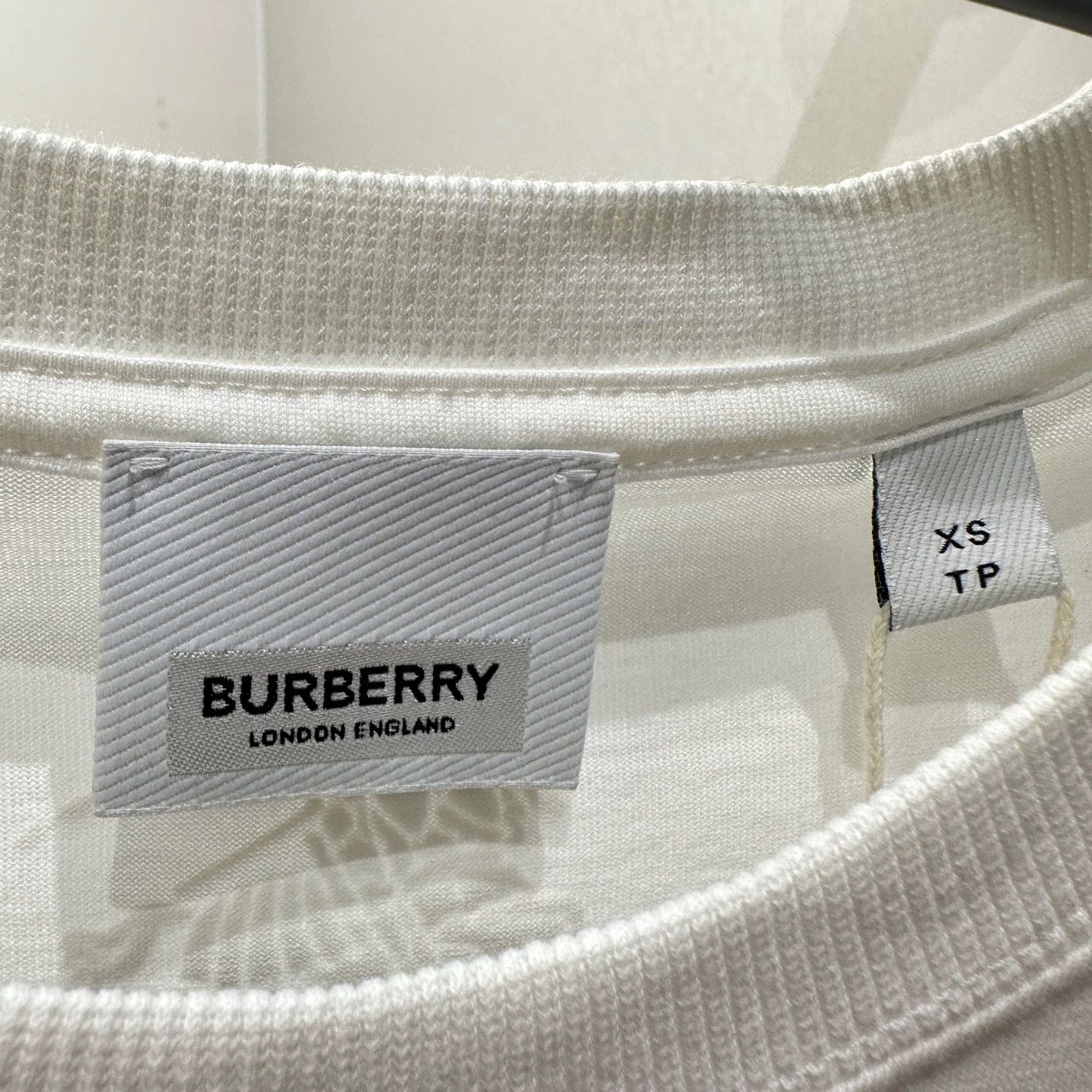 Burberry Burberry all-over Horseferry Print short tee XS mar498 Size XS / US 0-2 / IT 36-38 - 3 Thumbnail