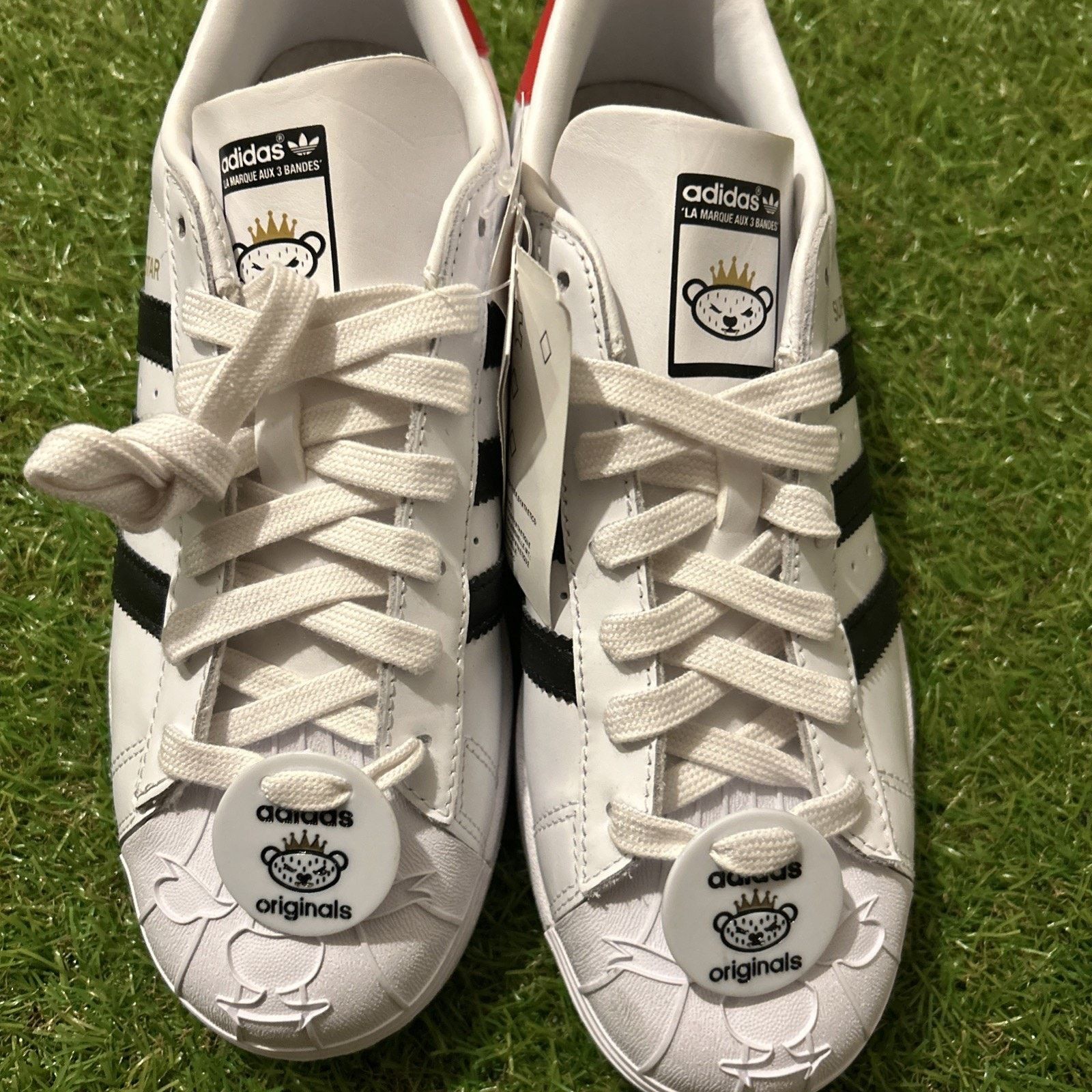 Adidas Size 7.5 Nigo x adidas Superstar Bearfoot White Men’s Shoes Size US 7.5 / EU 40-41 - 6 Thumbnail