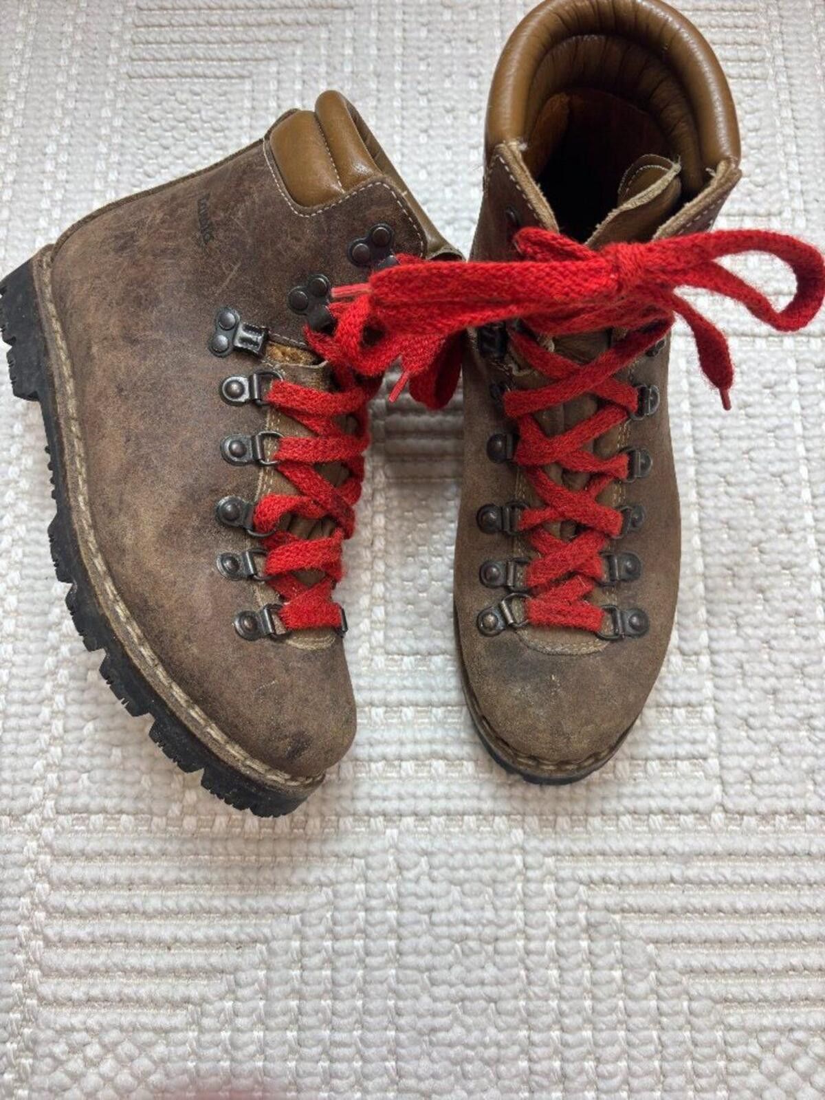 Vintage Danner 30420 10D USA Made Brown Leather Black Tag Gore-Tex Boots Danner Danner Mountain Light Brown Gore-Tex | Grailed main image 2