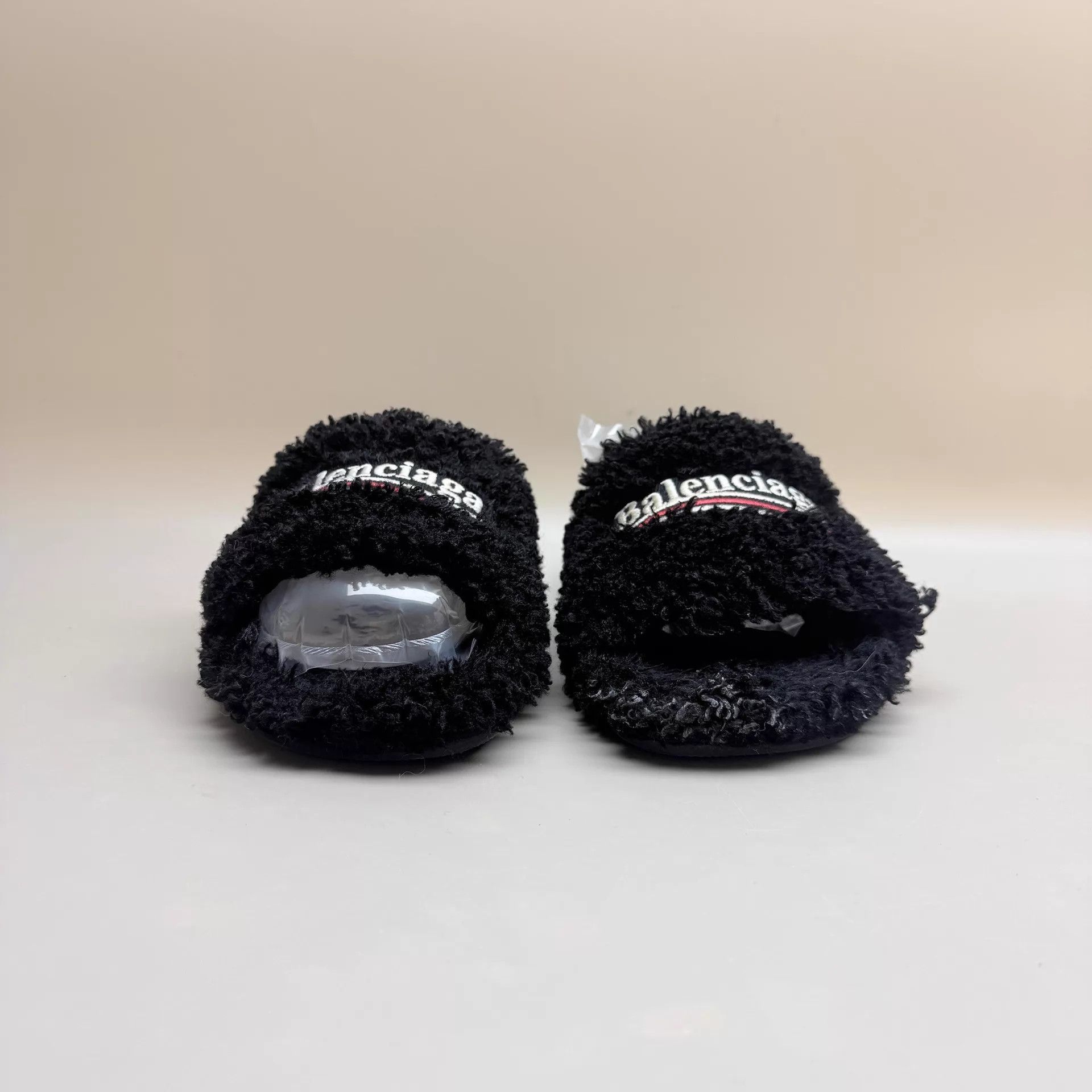 Balenciaga Balenciaga Black Cola Faux Fur Slippers 35 95 New Size US 4.5 / IT 34.5 - 2 Thumbnail