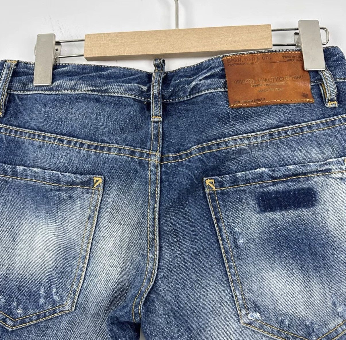 Dsquared2 Dsquared2 Ripped Jeans J42 Size 27" / US 4 / IT 40 - 3 Thumbnail
