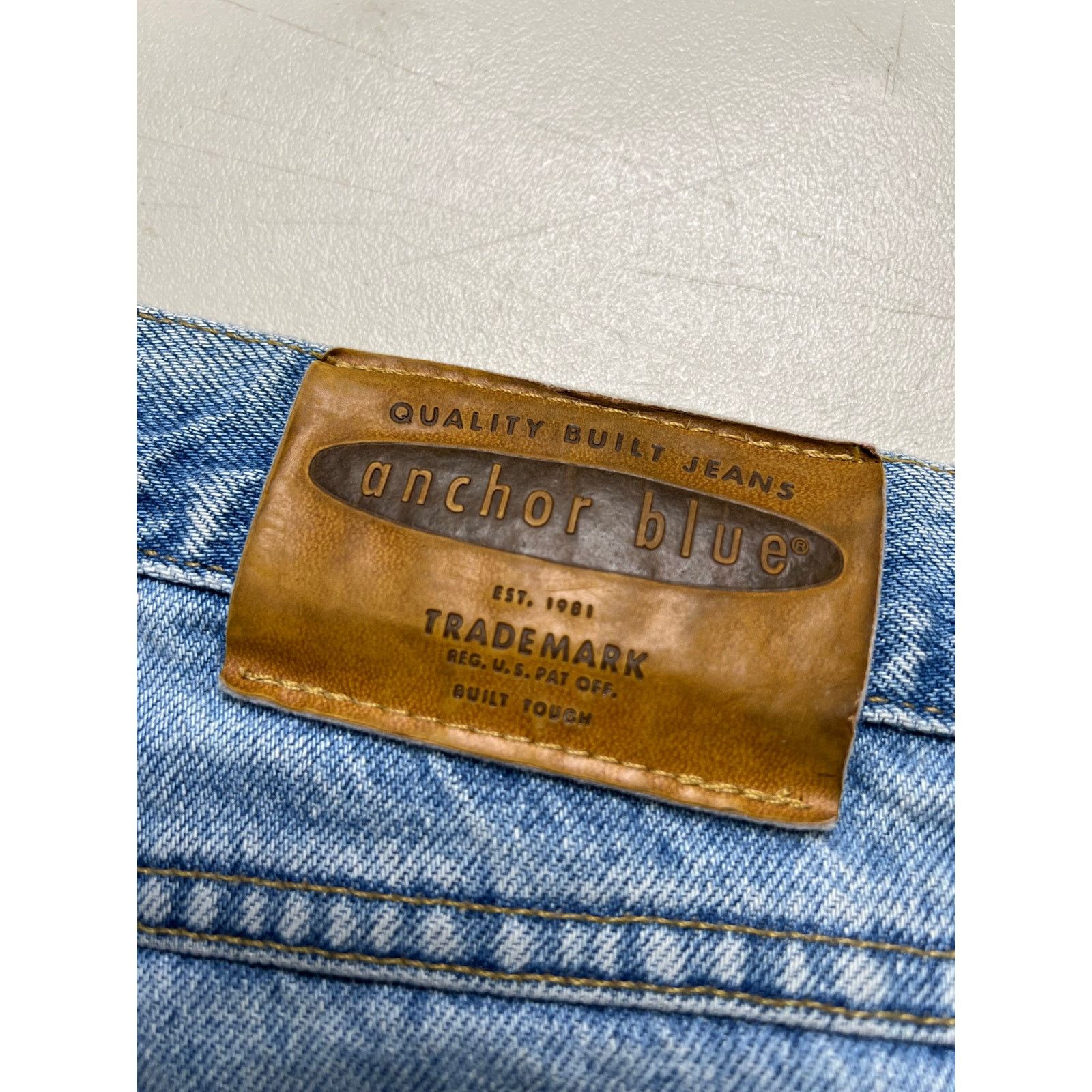 Levi's Vintage 90s ANCHOR BAGGY LIGHT BLUE DENIM JEANS SZ 42X30 Size US 42 / EU 58 - 11 Thumbnail