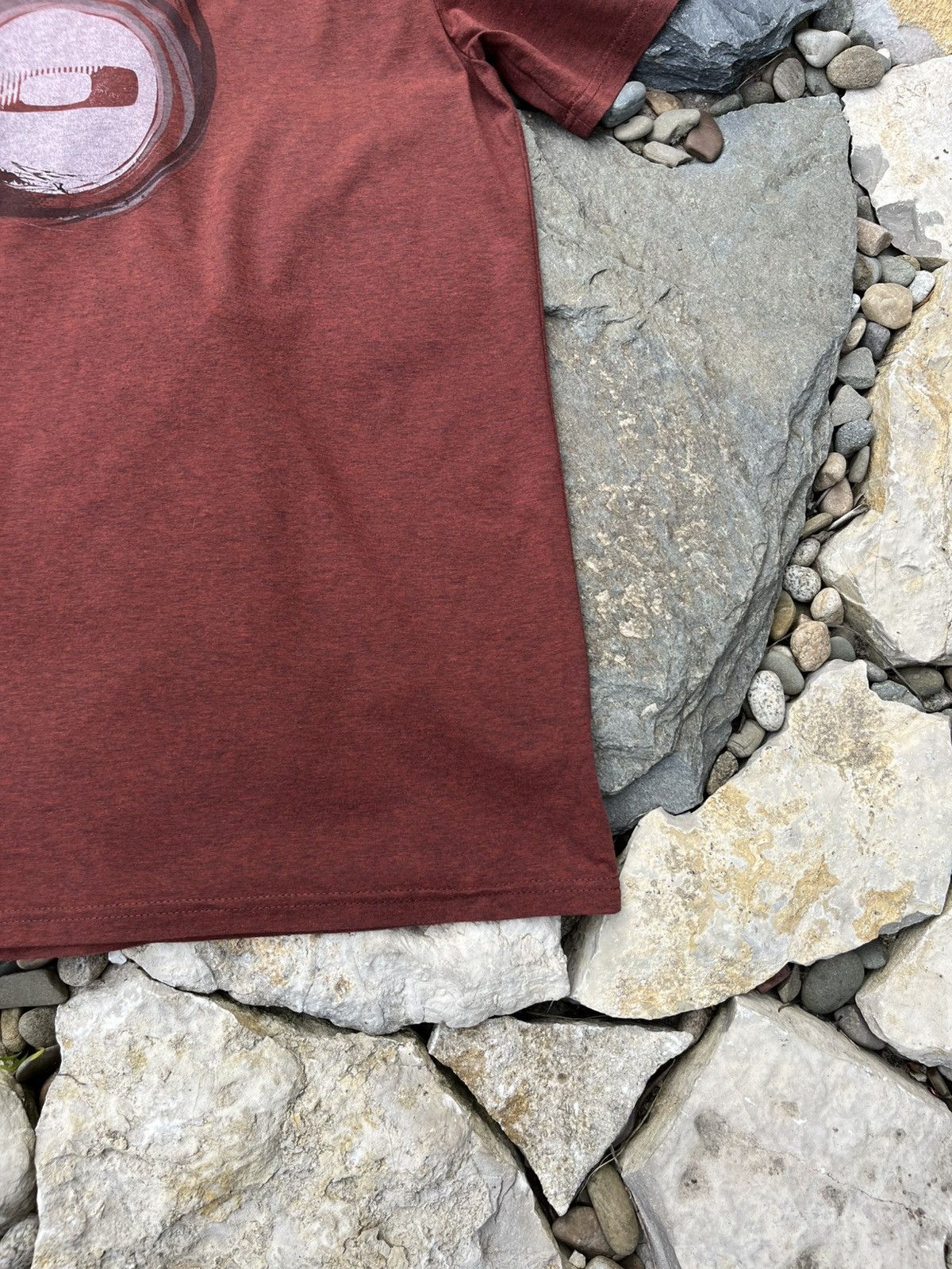 Oakley × Vintage Vintage Oakley y2k retro rust logo gorpcore t-shirt tee Size US XL / EU 56 / 4 - 6 Thumbnail