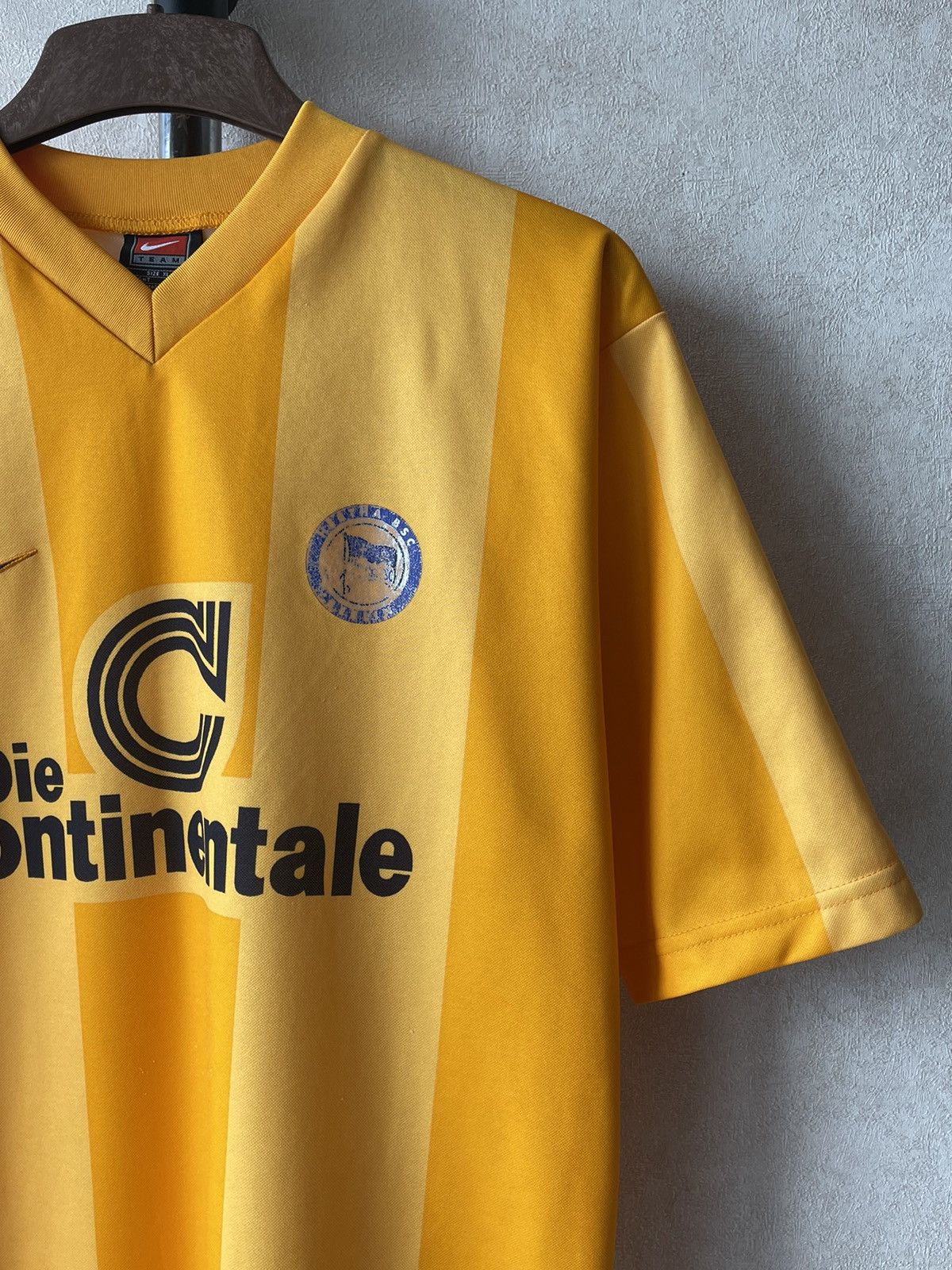 Nike Hertha BSC Berlin 1999/2000 Special Nike Shirt Soccer Jersey Size US M / EU 48-50 / 2 - 3 Thumbnail