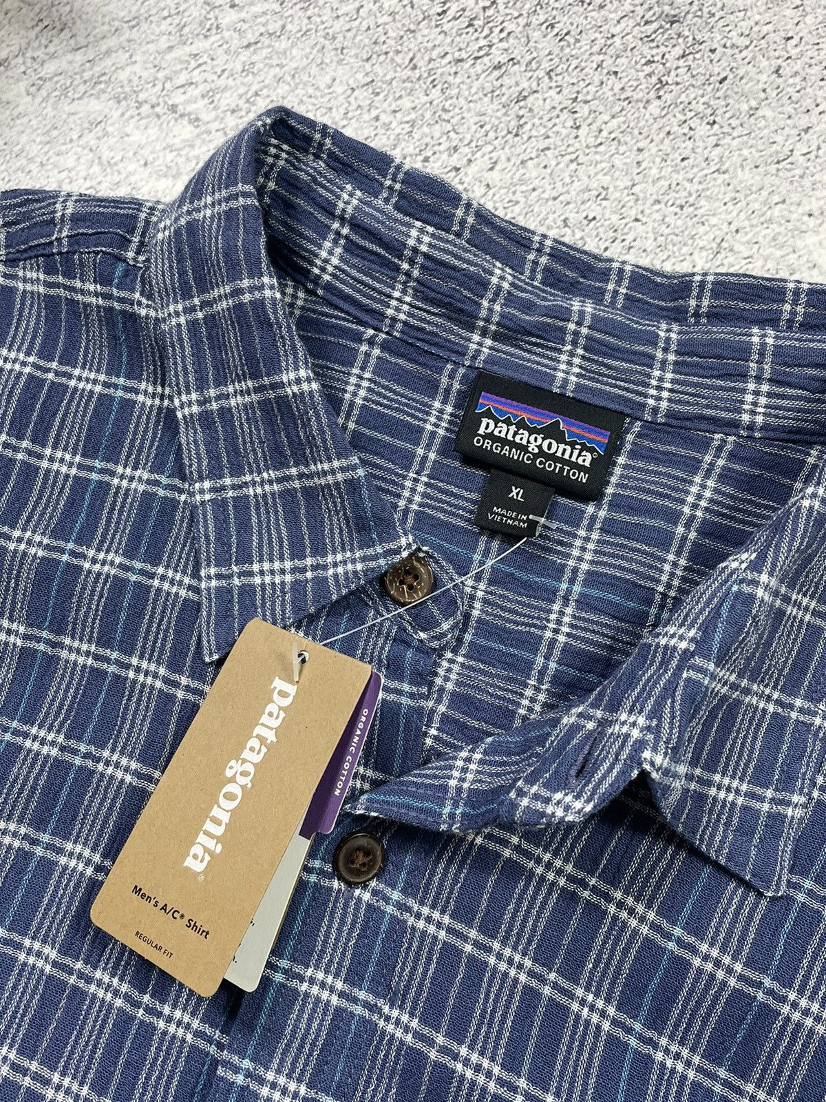 Patagonia × Vintage Patagonia Outdoor Organic Cotton Button Up Camp Shirt Size US XL / EU 56 / 4 - 7 Thumbnail