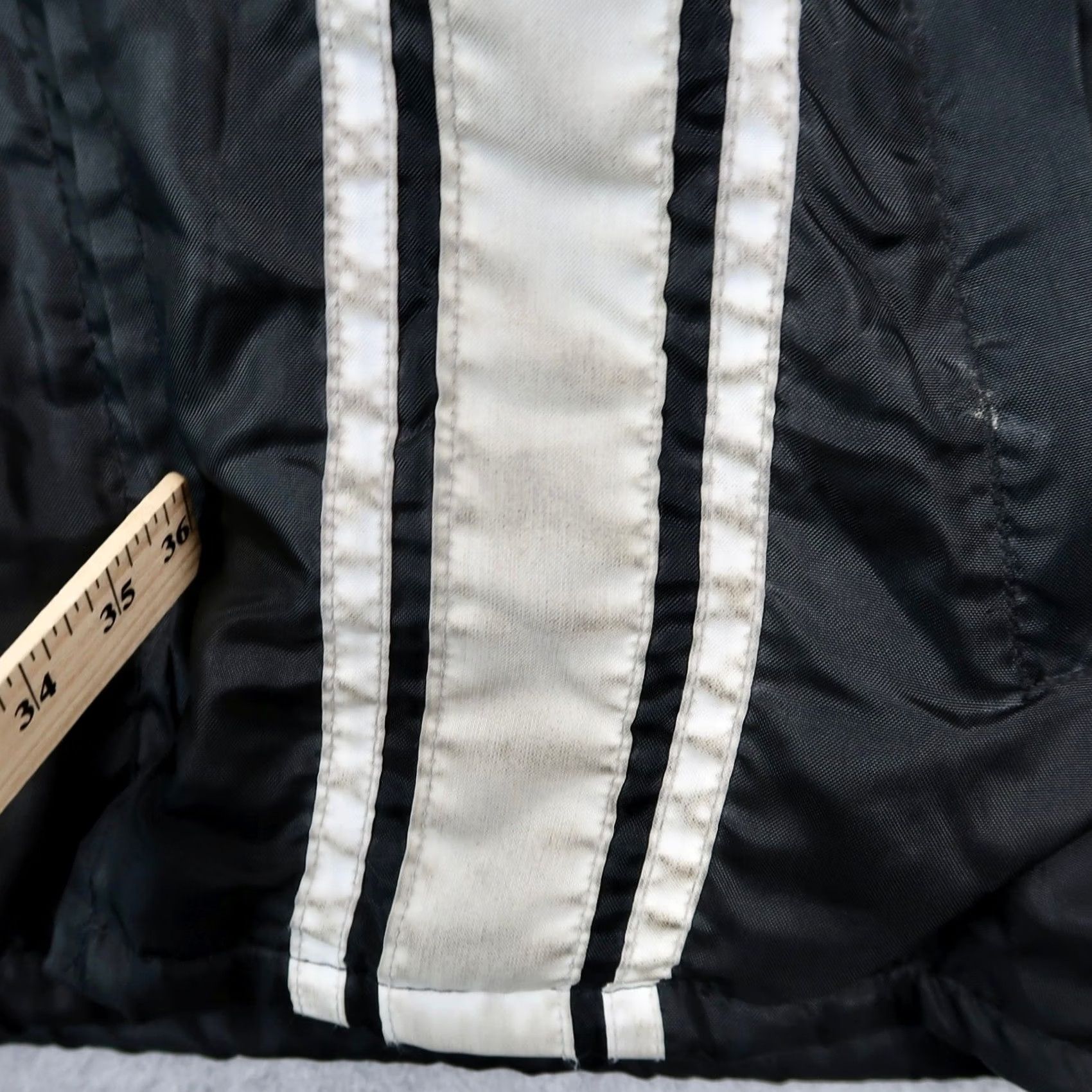 Ford VINTAGE Ford Cobra Racing Jacket L Large Black Nylon Faux Fur Lined USA Made Bomber Jacket Men Size US L / EU 52-54 / 3 - 7 Thumbnail