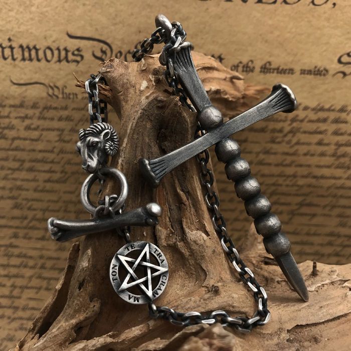 Other Skull Dark STEAL! Y2K Chains Necklace Chain Size ONE SIZE - 4 Thumbnail