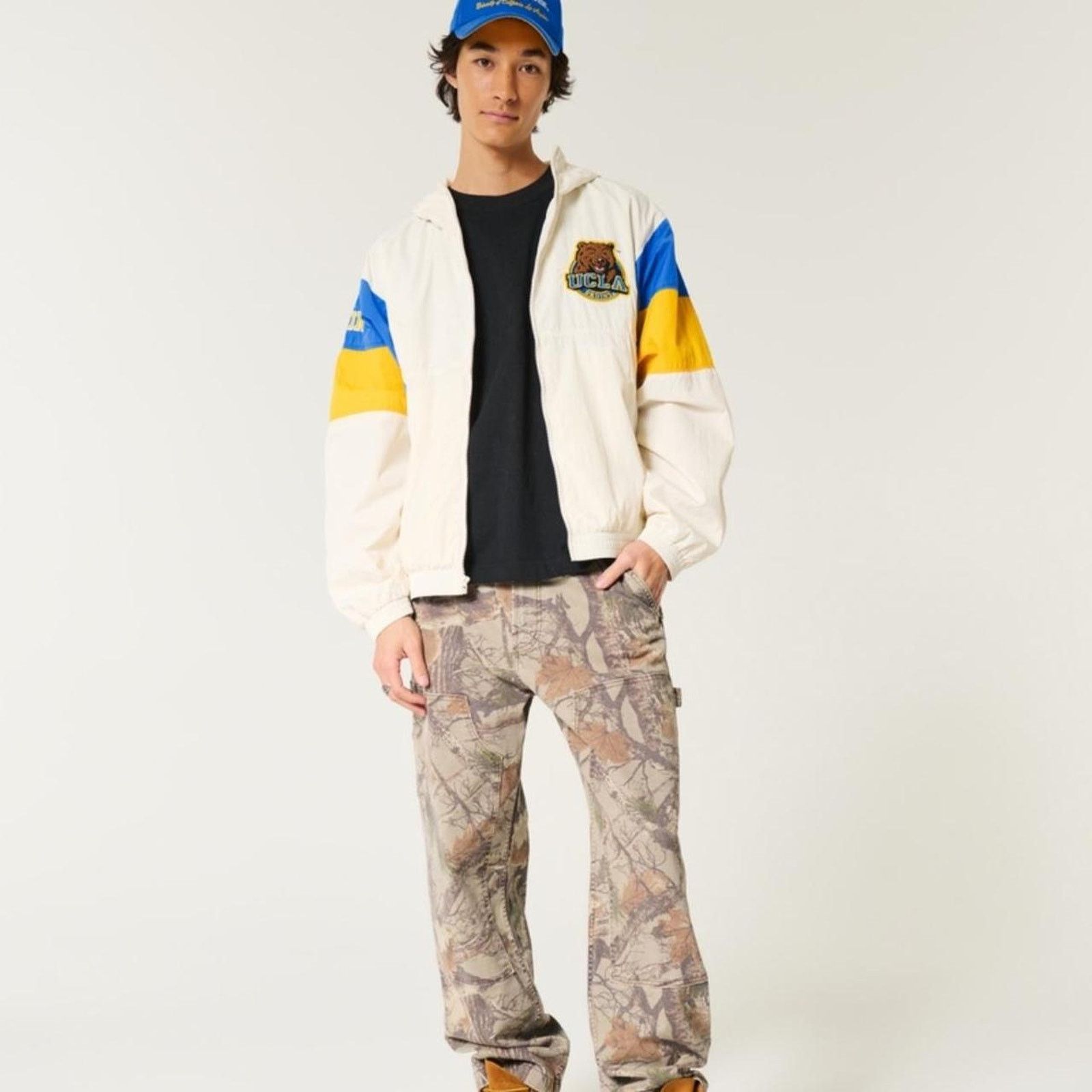 Hollister UCLA windbreaker jacket Size US L / EU 52-54 / 3 - 5 Thumbnail
