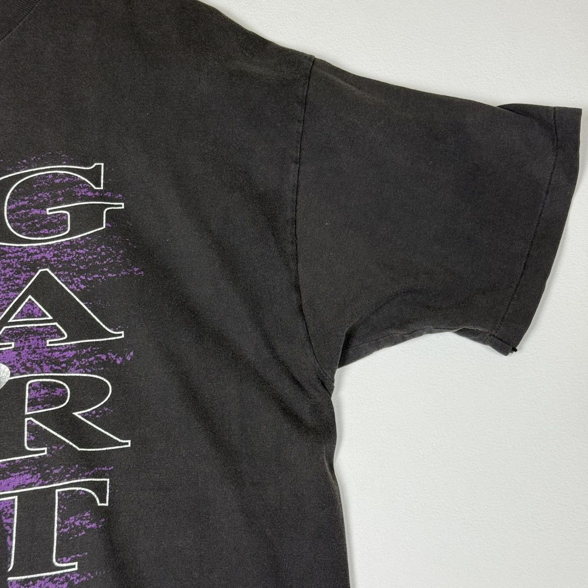 Band Tees Vintage 92s Garth Brooks On Town Tour Tee Size US M / EU 48-50 / 2 - 5 Thumbnail
