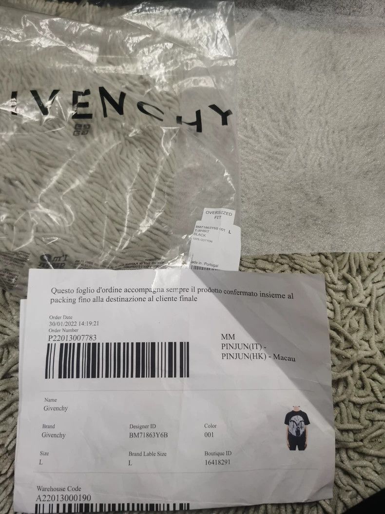 Givenchy Givenchy 22ss Chito Graffiti Tee Size US L / EU 52-54 / 3 - 8 Thumbnail
