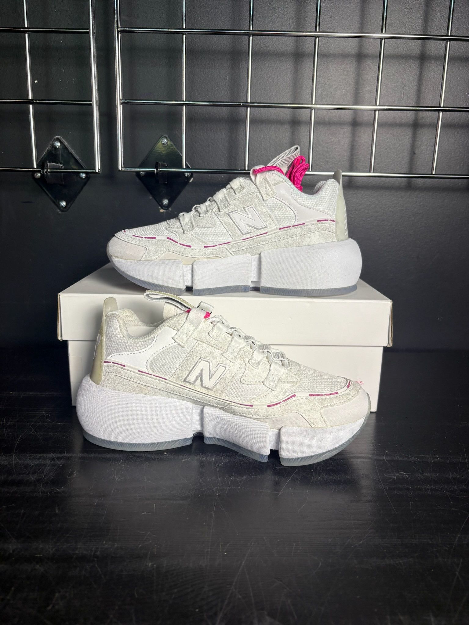 New Balance Jaden Smith x New Balance Vision Racer "White Pink" Size US 5 / EU 37 - 2 Thumbnail