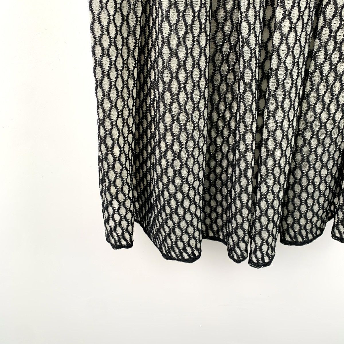 Dior Dior Colorblocked Lace Cutout Design Sleeveless Dress Size S / US 4 / IT 40 - 4 Thumbnail