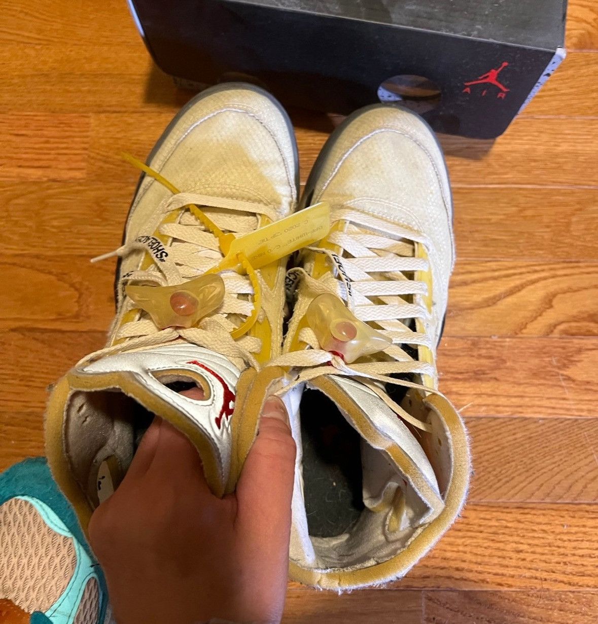 Jordan Brand × Off-White Off white Jordan 5 sail 8.5 Size US 8.5 / EU 41-42 - 4 Thumbnail