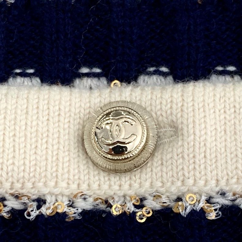 Chanel Chanel Color-blocked striped sequin cashmere V-neck long-sl Size S / US 4 / IT 40 - 6 Thumbnail