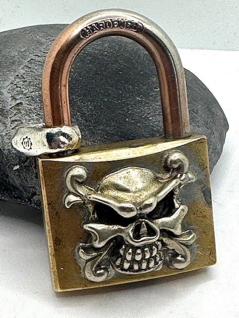Other TRAVIS WALKER Double Cross .925 Skull Padlock Size ONE SIZE - 1 Thumbnail