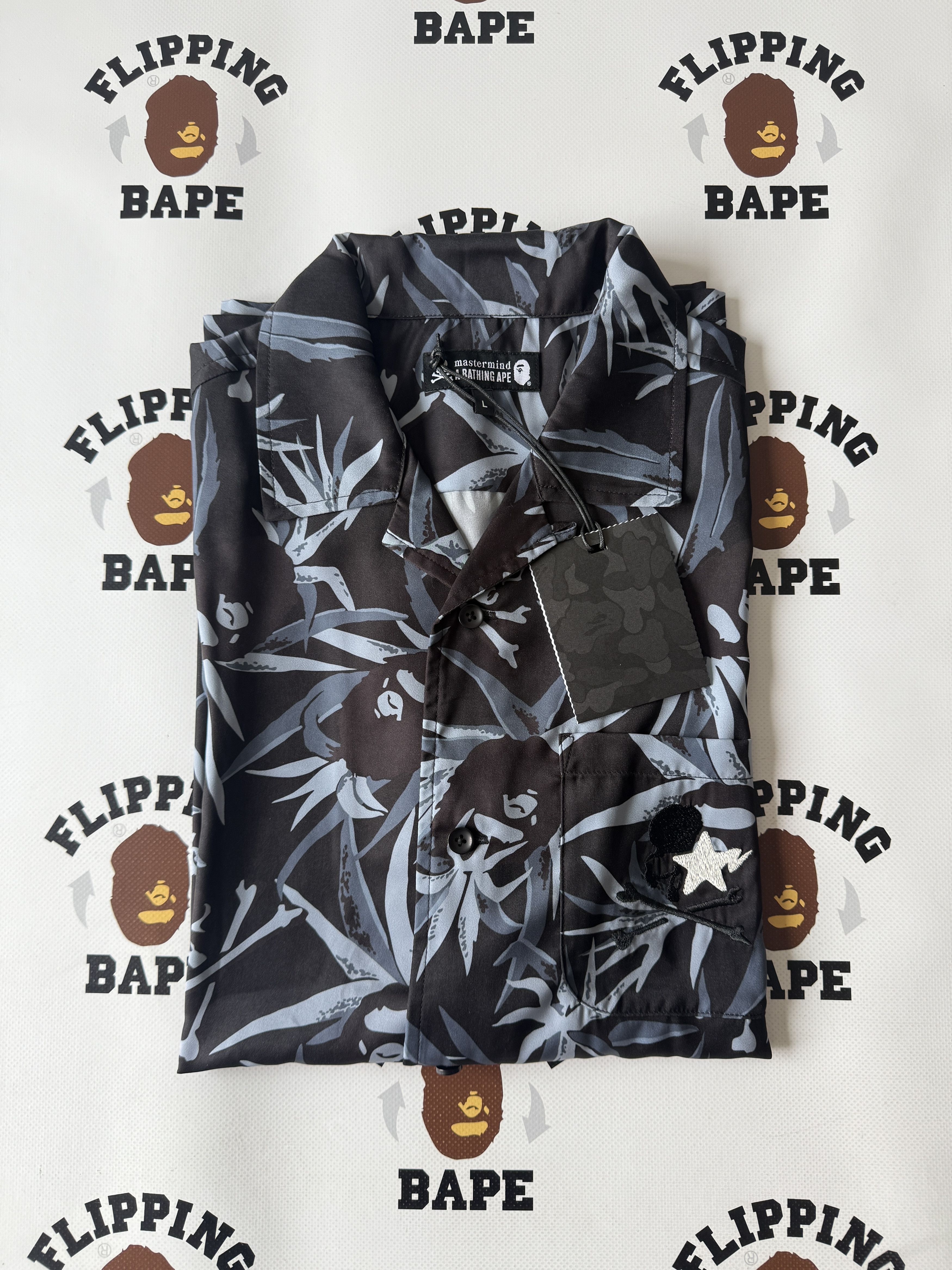 Bape BAPE X MMJ TROPICAL SKULL CAMO OPEN COLLAR SS SHIRTS 16TH Size US L / EU 52-54 / 3 - 18 Thumbnail