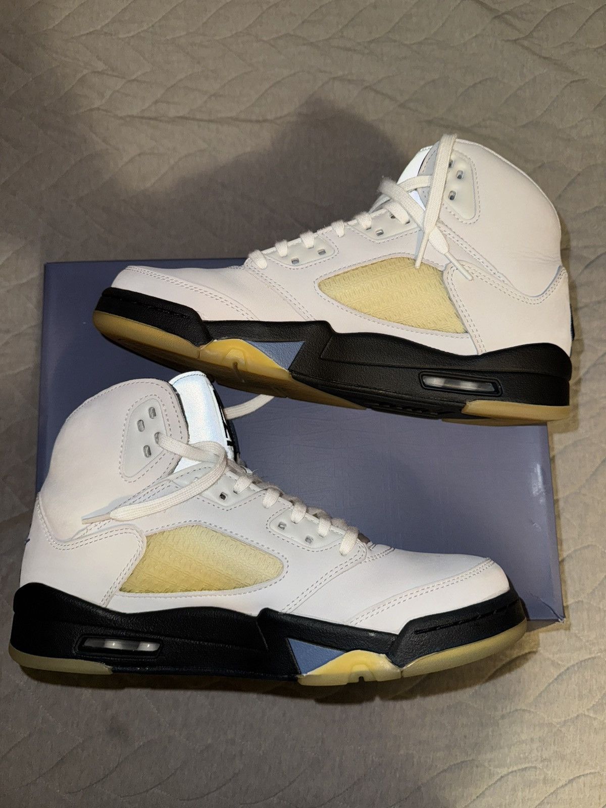 A Ma Maniere × Jordan Brand × Nike Nike Air Jordan 5 x A Ma Maniére “Dawn” Size US 9.5 / EU 42-43 - 2 Thumbnail