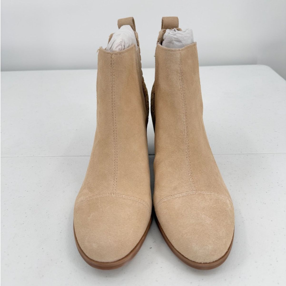 Toms NWT TOMS Everly Oatmeal Suede Embossed Waffle Chelsea Boots Size US 8.5 / IT 38.5 - 8 Thumbnail