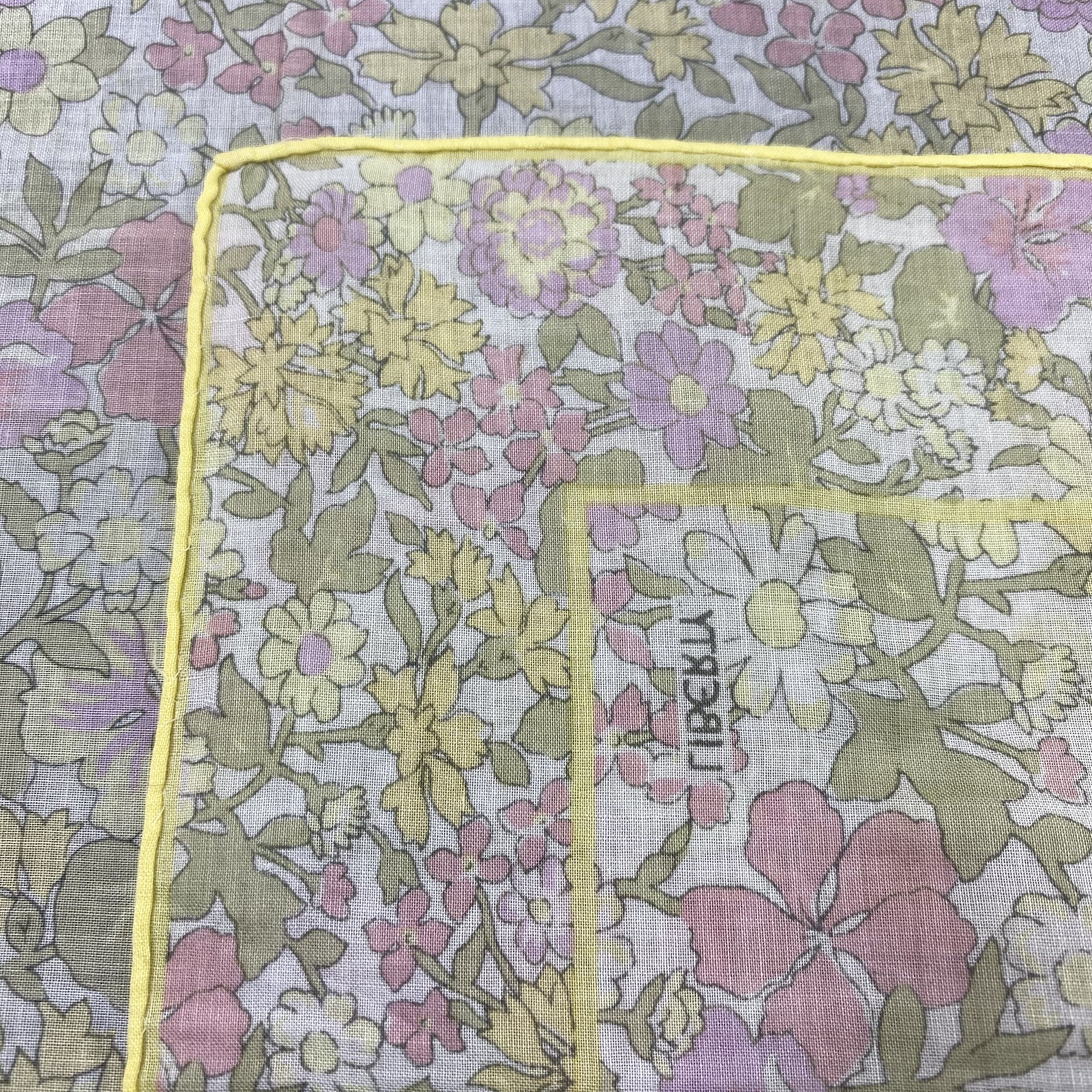 Liberty Liberty Handkerchief / Bandana / Neckerchief-B1554 Size ONE SIZE - 6 Thumbnail