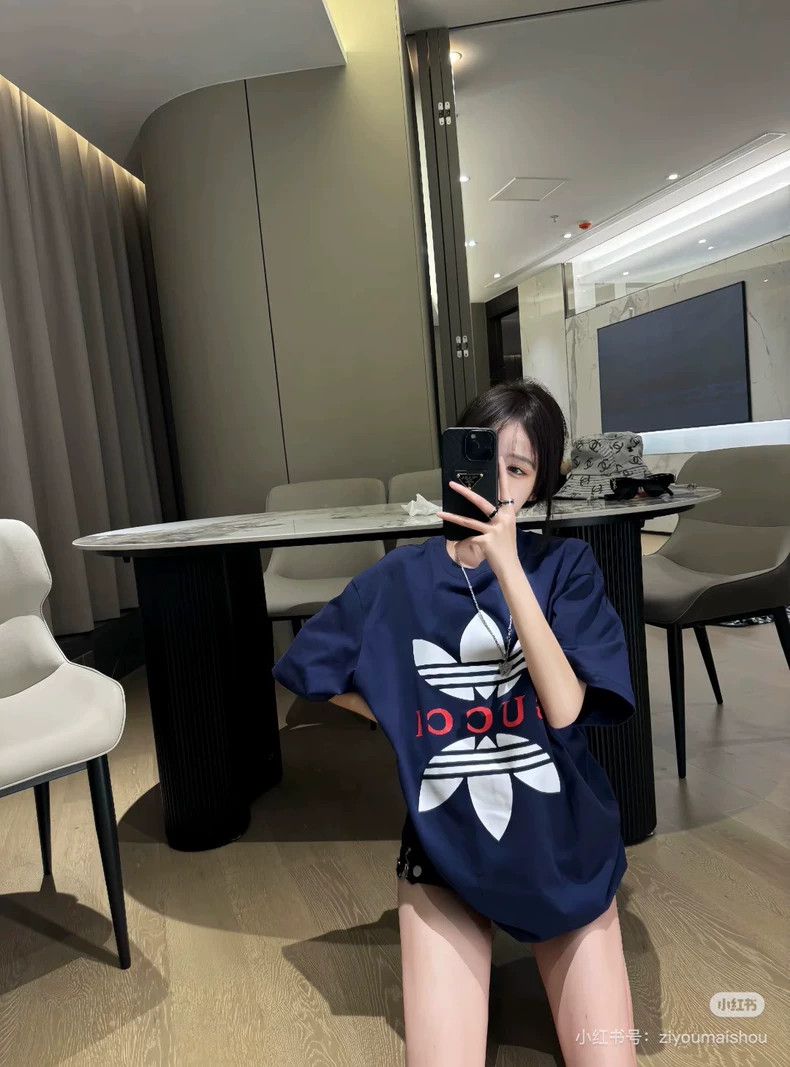 Gucci GucciAdi co-branded letter logo clover short-sleeved T-shir Size XS / US 0-2 / IT 36-38 - 3 Thumbnail