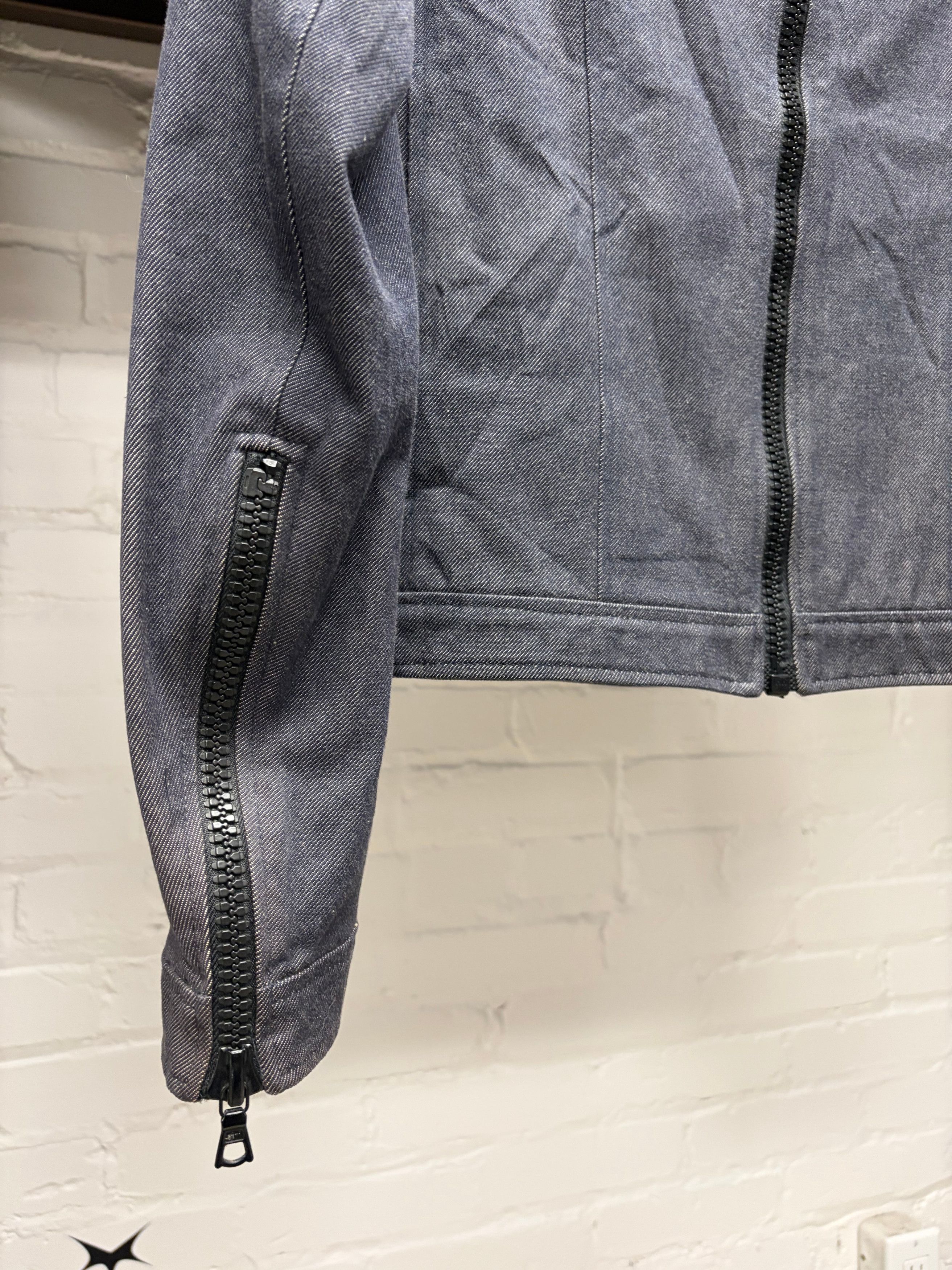 Miu Miu Vintage Miu Miu Denim Trucker Jacket with Zipper Detachable Sleeves Size XS / US 0-2 / IT 36-38 - 2 Thumbnail
