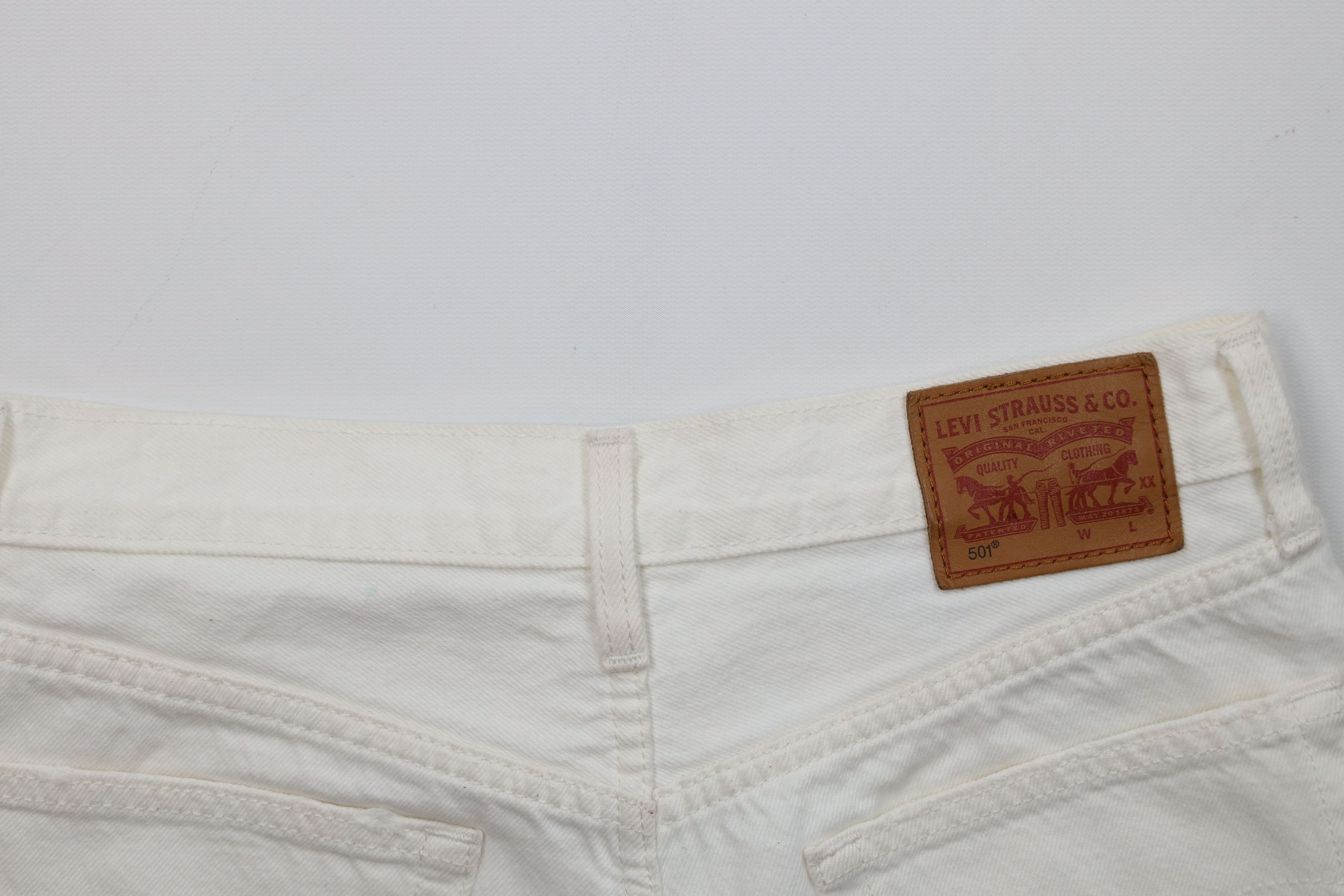 Levi's Vintage Y2K Levis 501xx Fly Cut Off Denim Shorts White Size 26" / US 2 / IT 38 - 9 Thumbnail