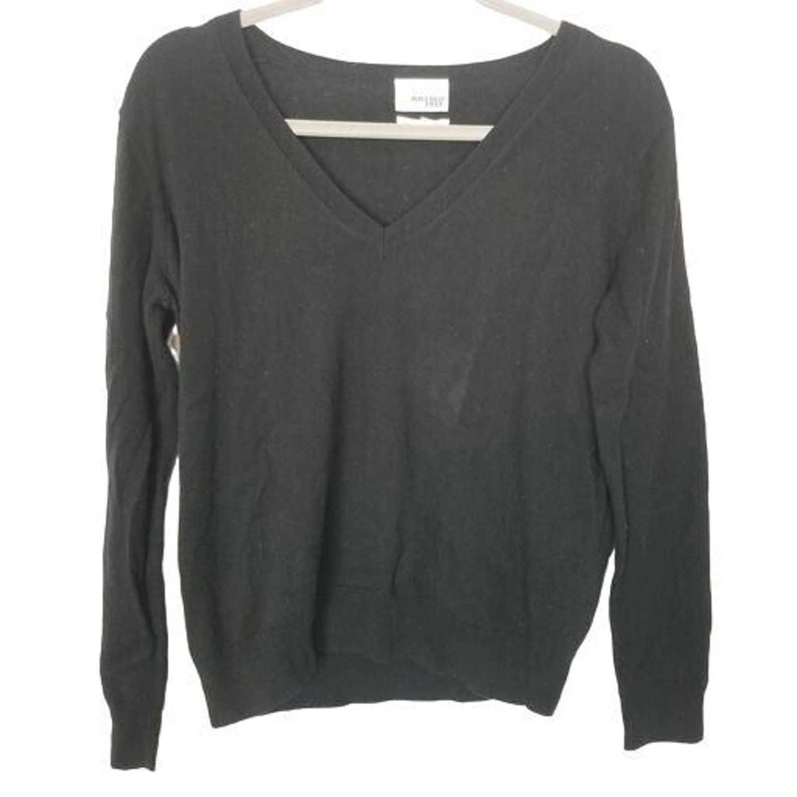 Aritzia Aritzia Wilfred Free Wool V-Neck Sweater Classic Minimalist Size S / US 4 / IT 40 - 1 Thumbnail