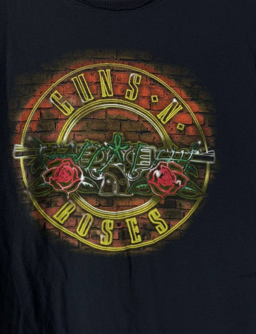 Guns N' Roses Guns N Roses rock band tee Size US L / EU 52-54 / 3 - 3 Thumbnail