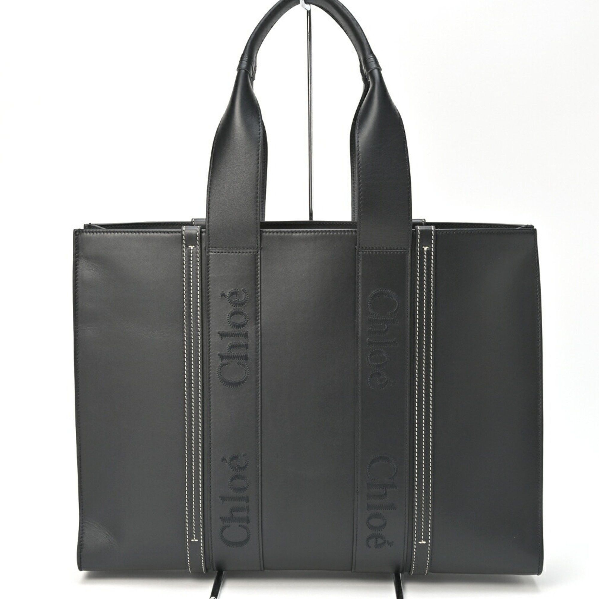 image of Chloe Chloé Woody Tote in Black, Women's