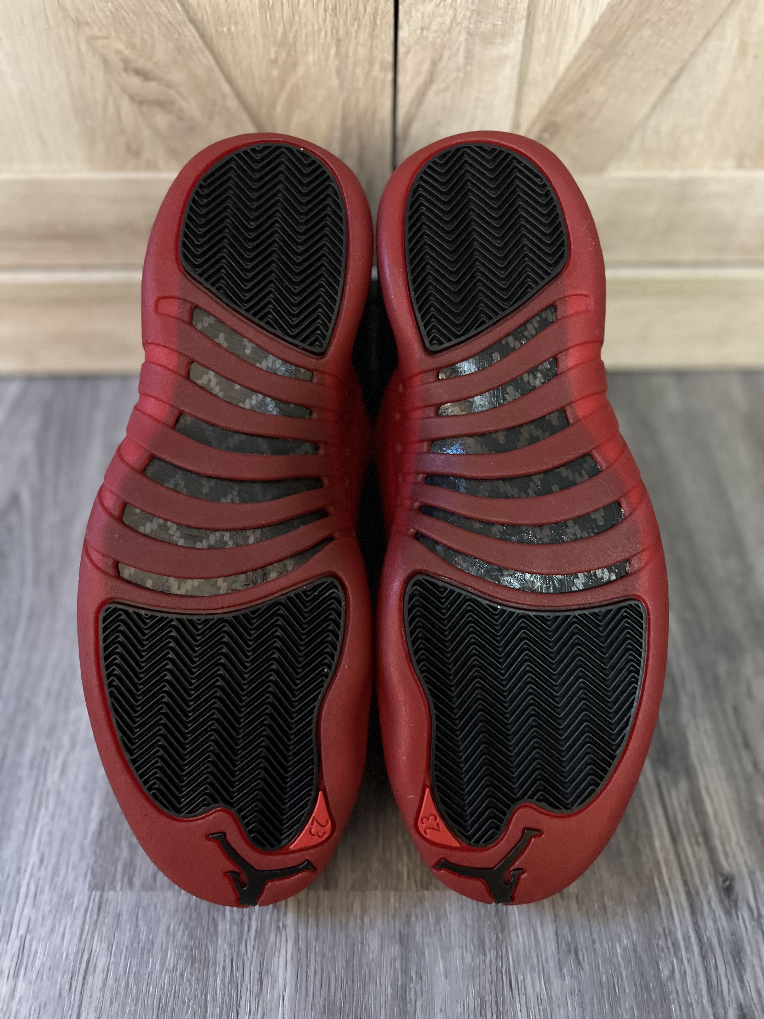 Jordan Brand Jordan 12 Retro Flu Game (2025) Size US 12 / EU 45 - 5 Thumbnail