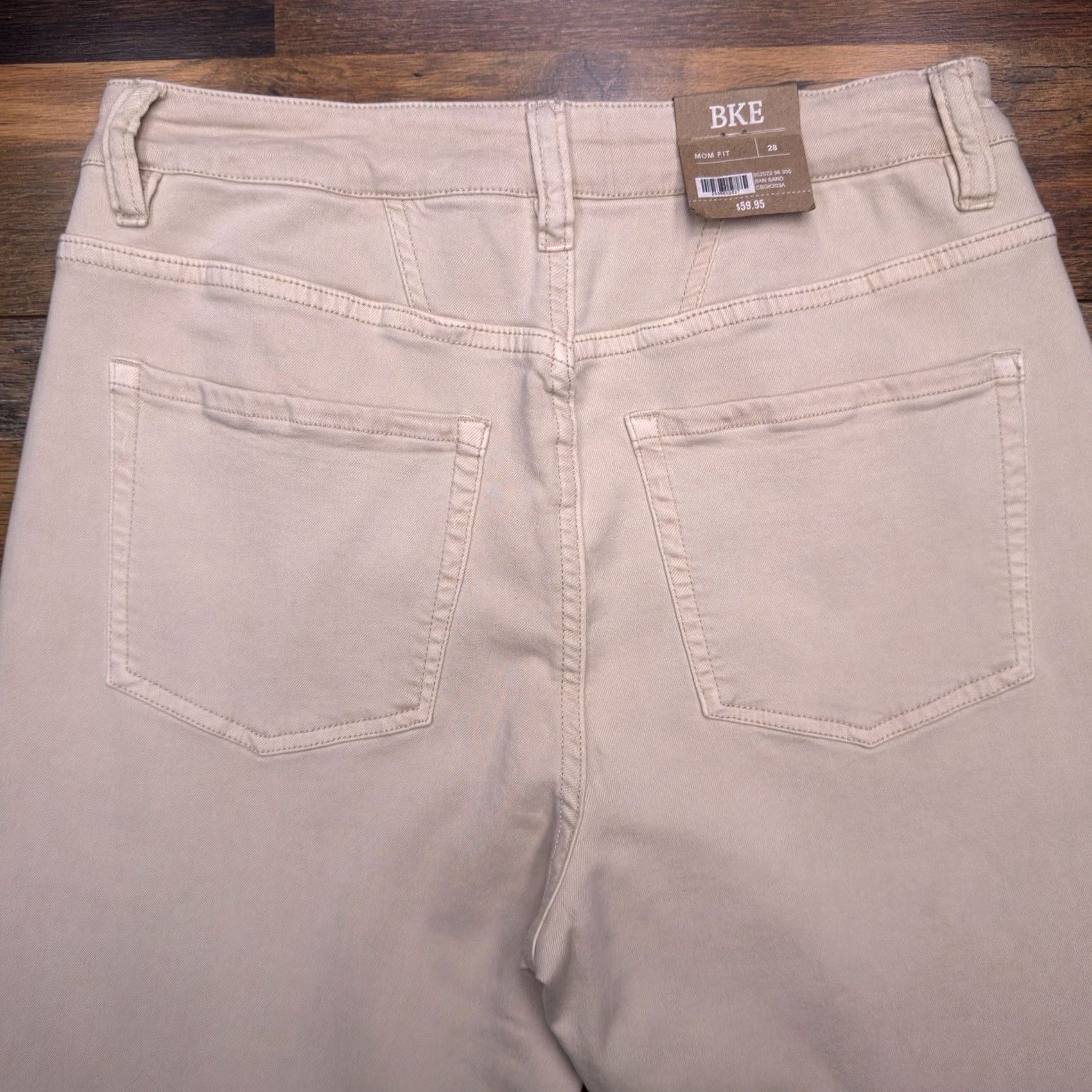 BKE BKE Jeans 28 Mom Fit High Rise Stretch 5-Pocket Denim Brown Tan Logo Buckle New Size 28" / US 6 / IT 42 - 7 Thumbnail