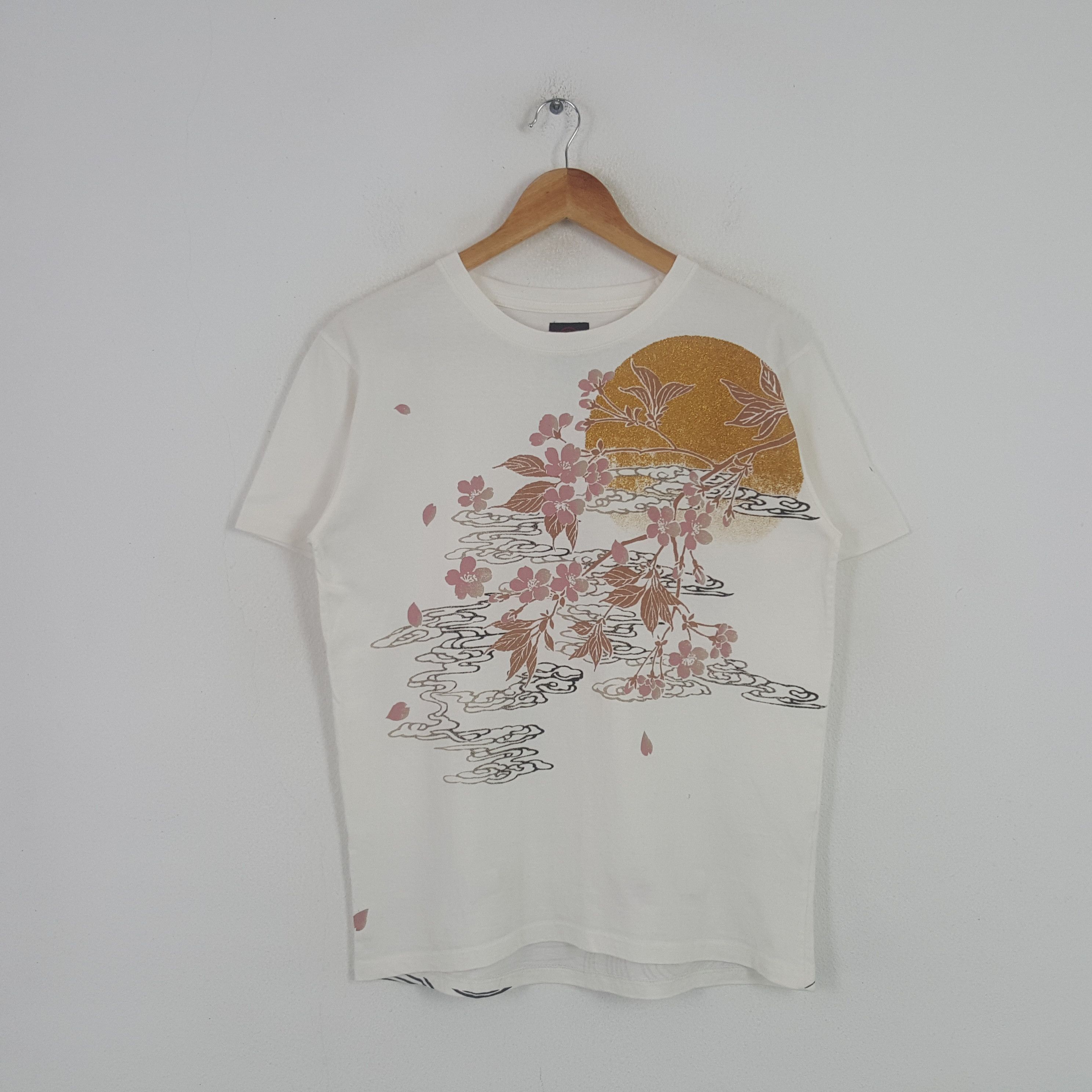 Bullet Noise × Vintage Vintage Bullet Noise Sukajan Traditional Koi Art Tshirt Size US S / EU 44-46 / 1 - 3 Thumbnail