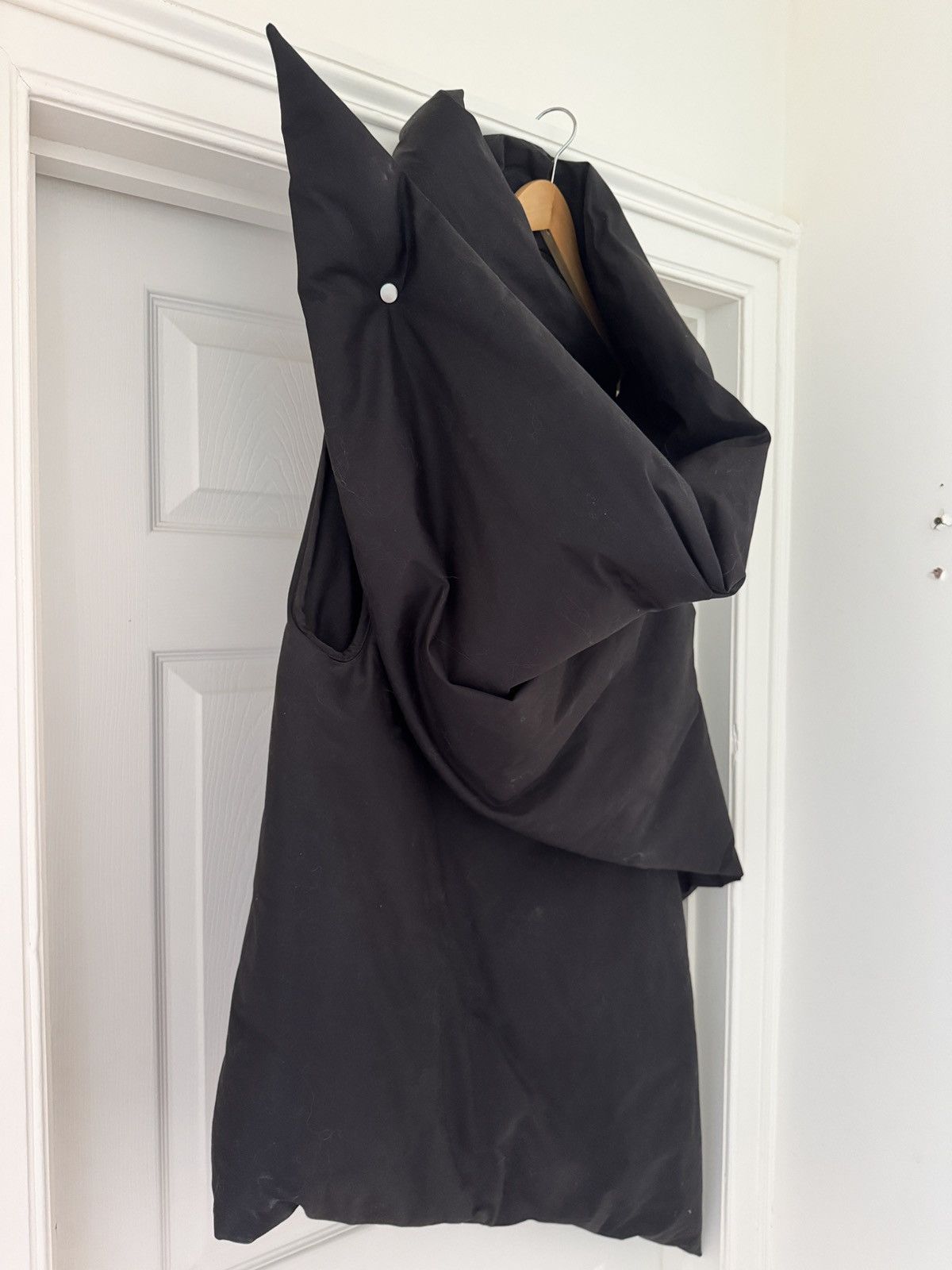 Rick Owens LAST DROP FW23 LUXOR GLEAM VEST IN BLACKHEAVY COTTON POPLIN Size US M / EU 48-50 / 2 - 10 Thumbnail