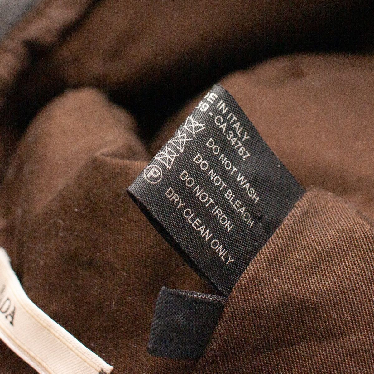 Prada 670$ Prada Natural Canvas Embroidered Logo Bucket Hat XL Size ONE SIZE - 10 Thumbnail
