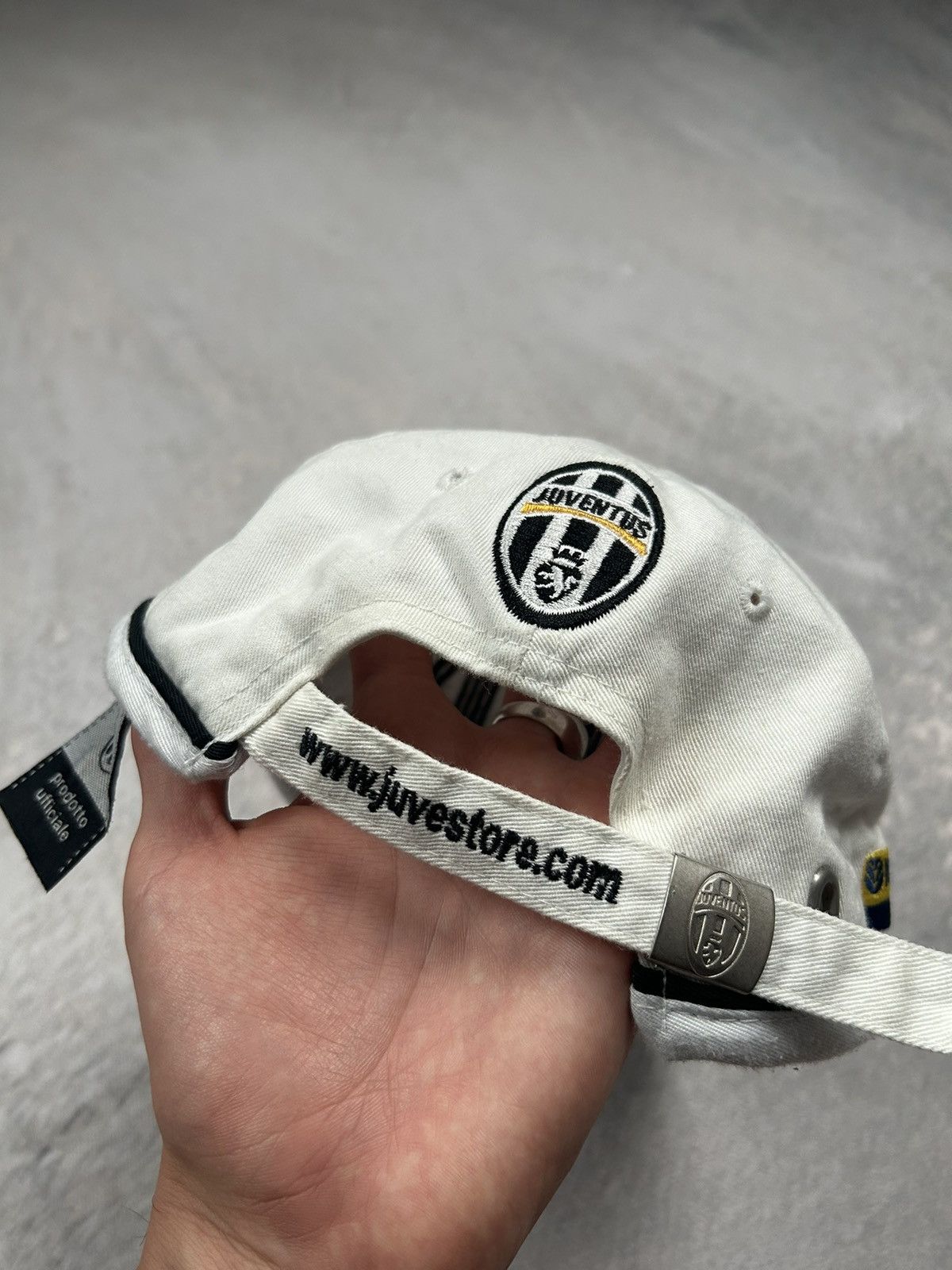 Vintage Vintage Juventus FC Soccer Football Hat Cap Rare 90s Hype Size ONE SIZE - 2 Thumbnail