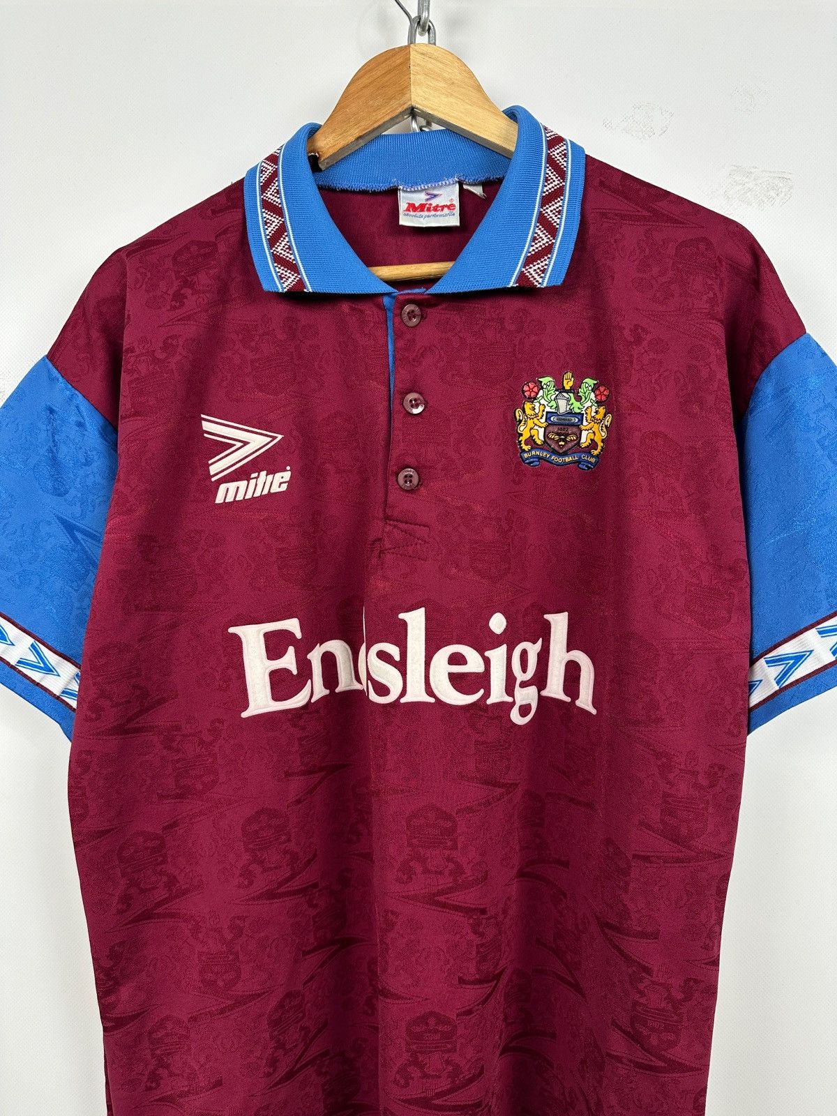 Vintage 1993/95 Mitre Burnley FC Vintage Home Soccer Jersey Size US L / EU 52-54 / 3 - 3 Thumbnail