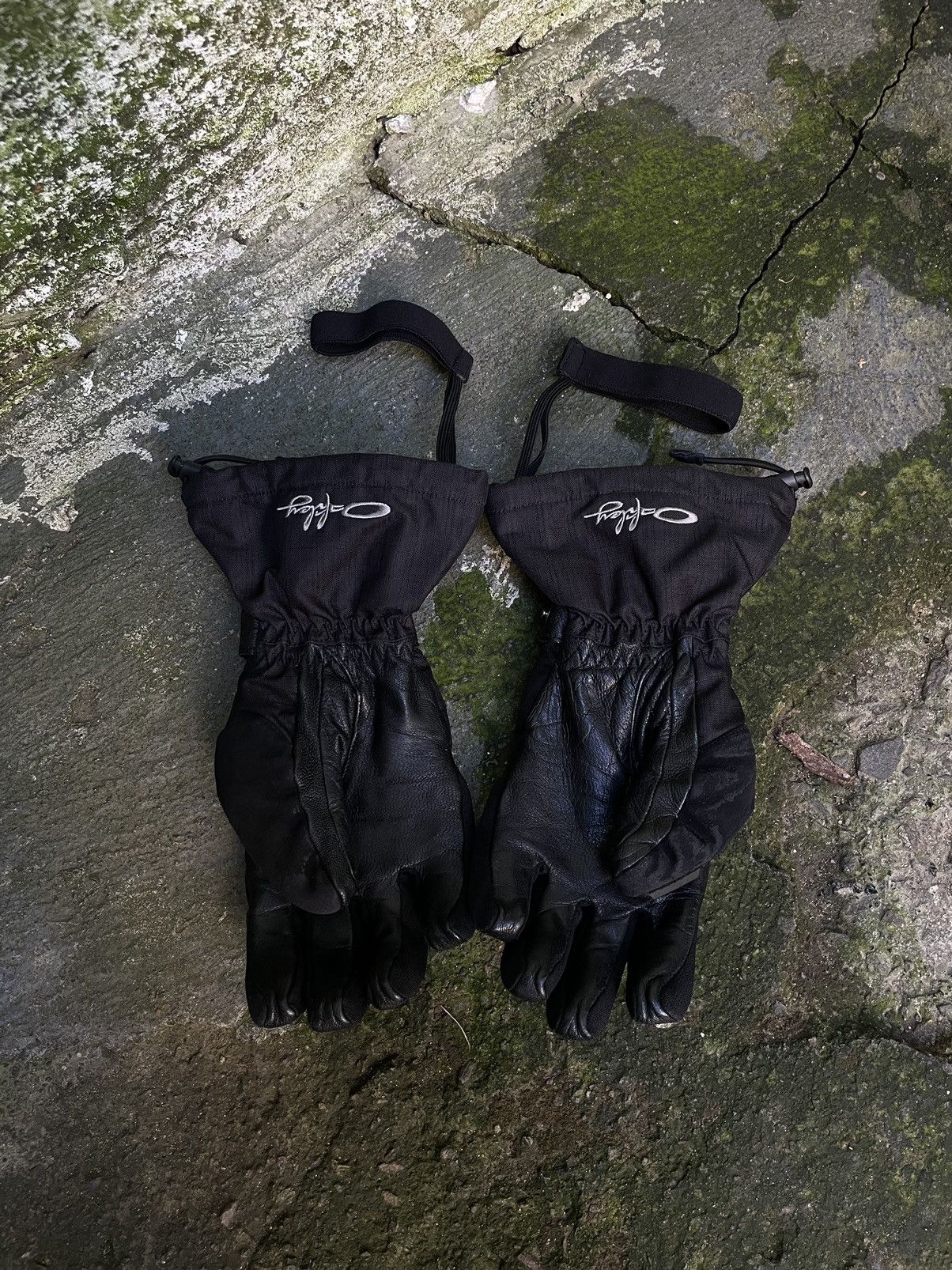 Oakley Oakley Archive 00’s Gloves Ski Metal Logo Black RARE Size ONE SIZE - 3 Thumbnail