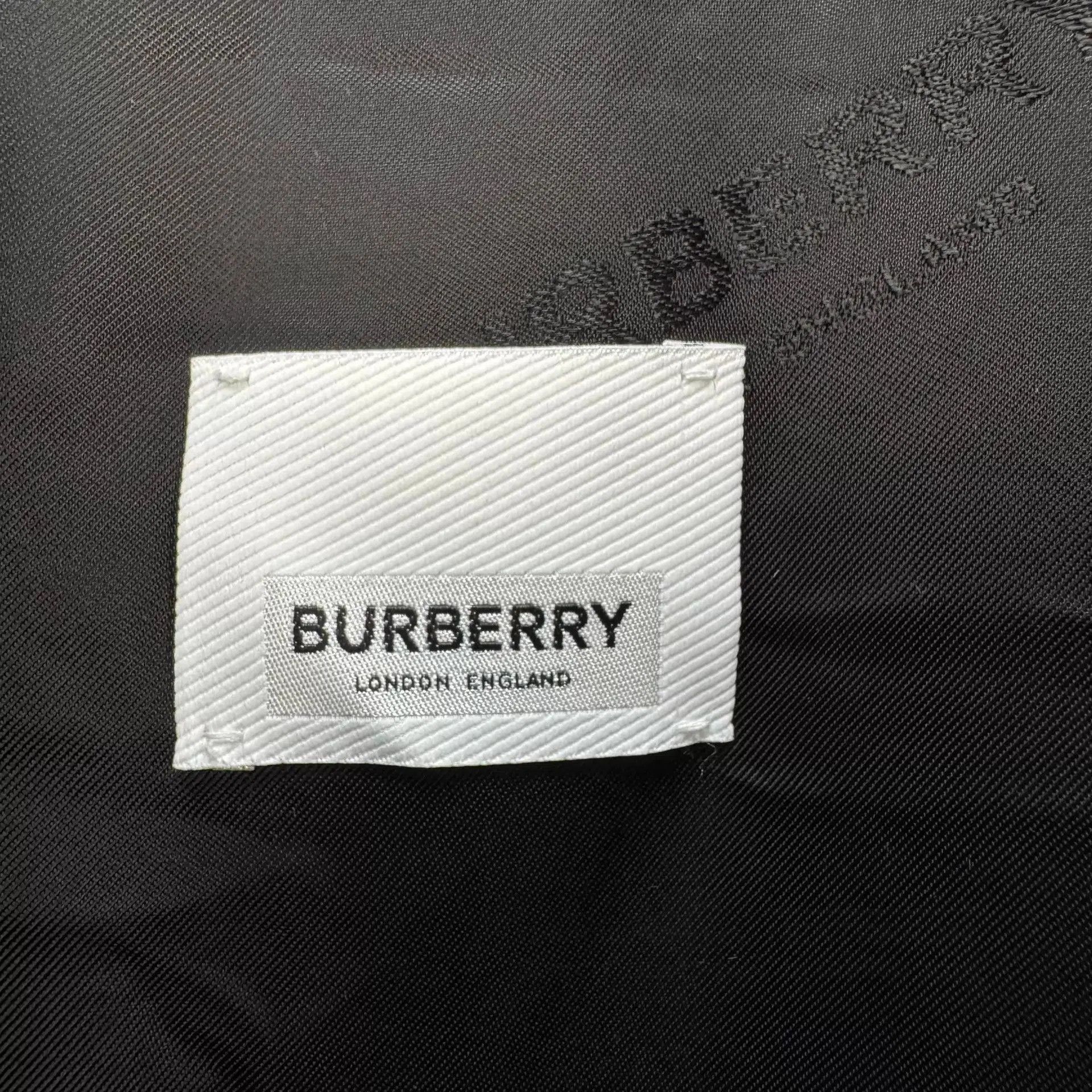 Burberry Black Multi-Pocket Zip-Front Vest. Size US M / EU 48-50 / 2 - 5 Thumbnail