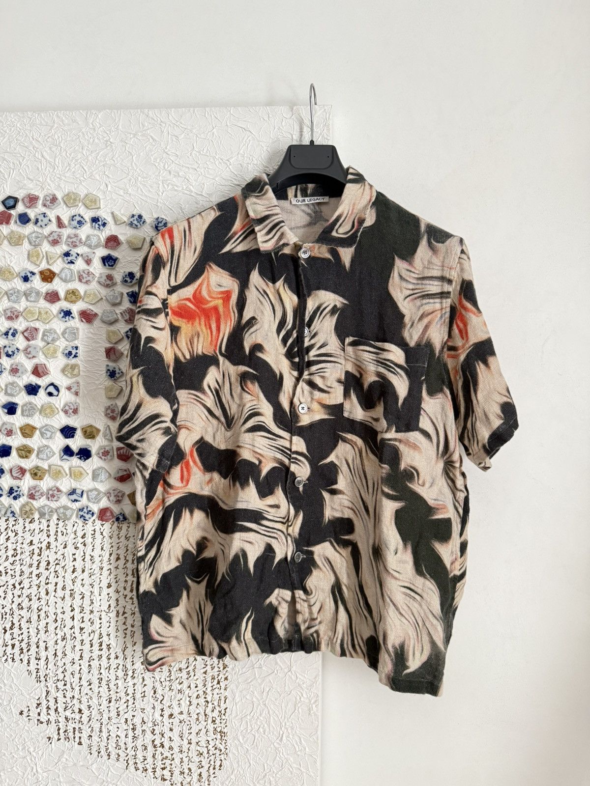 Our Legacy Our Legacy Black Linen Printed Box Shirts Size US S / EU 44-46 / 1 - 1 Thumbnail