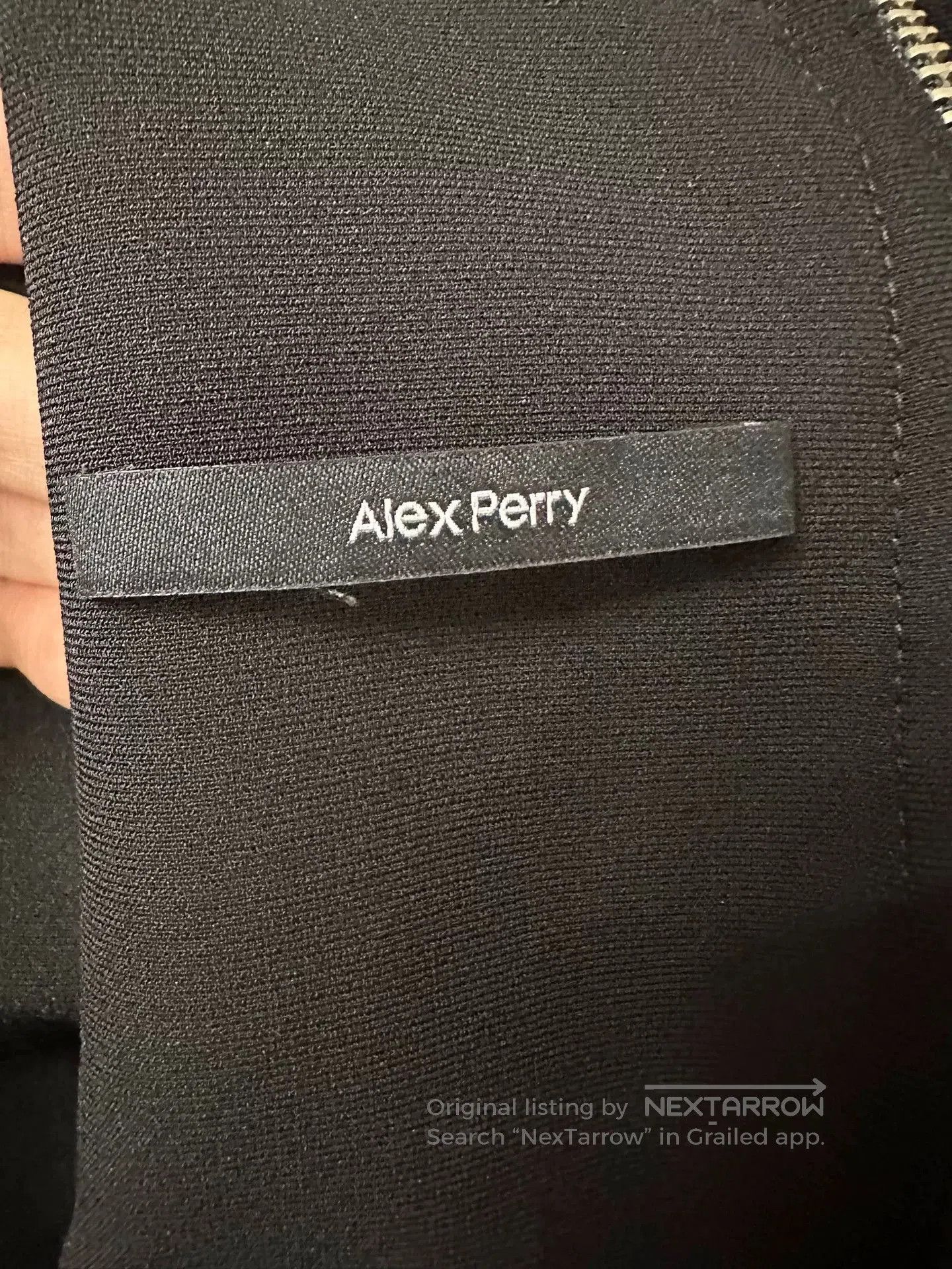 Alex Perry Alex Perry Black Slim-Fit Dress Size 6. Size S / US 4 / IT 40 - 3 Thumbnail
