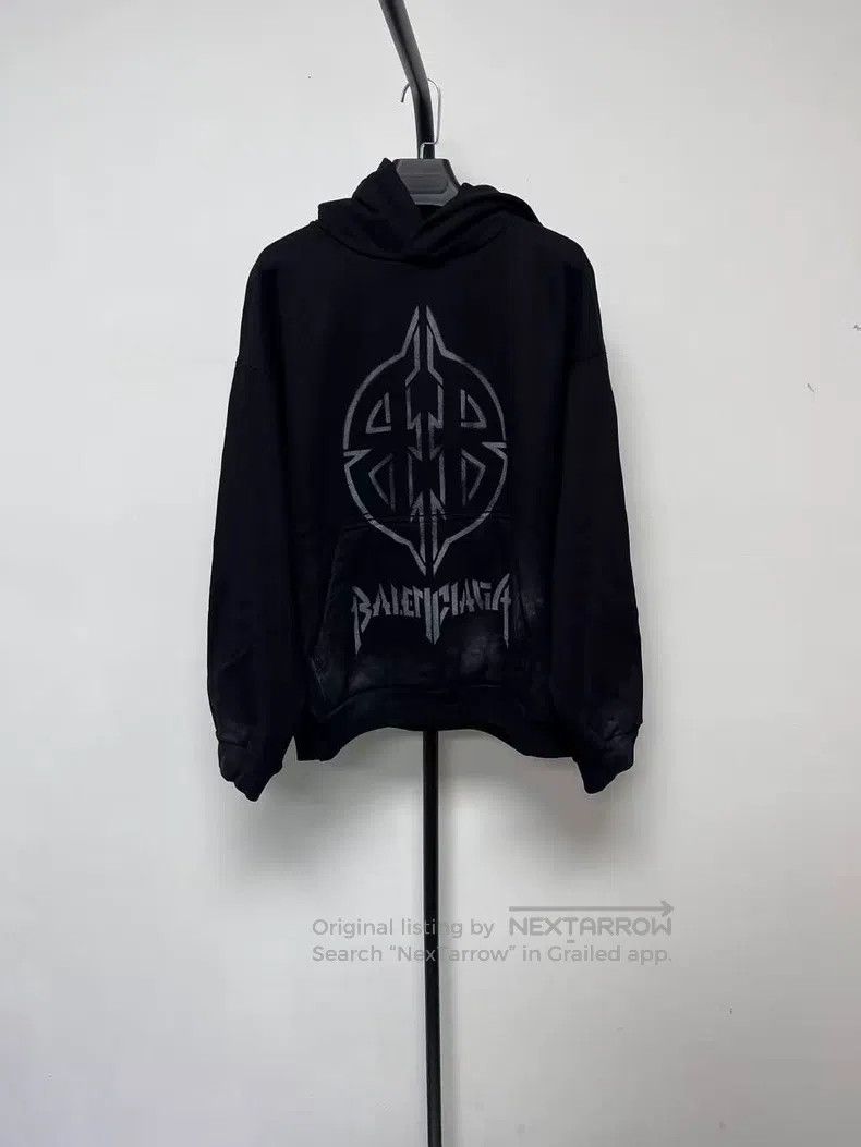 Balenciaga Balenciaga Pattern Printed Crew Neck Long Sleeve Hooded Sw Size US XS / EU 42 / 0 - 1 Thumbnail