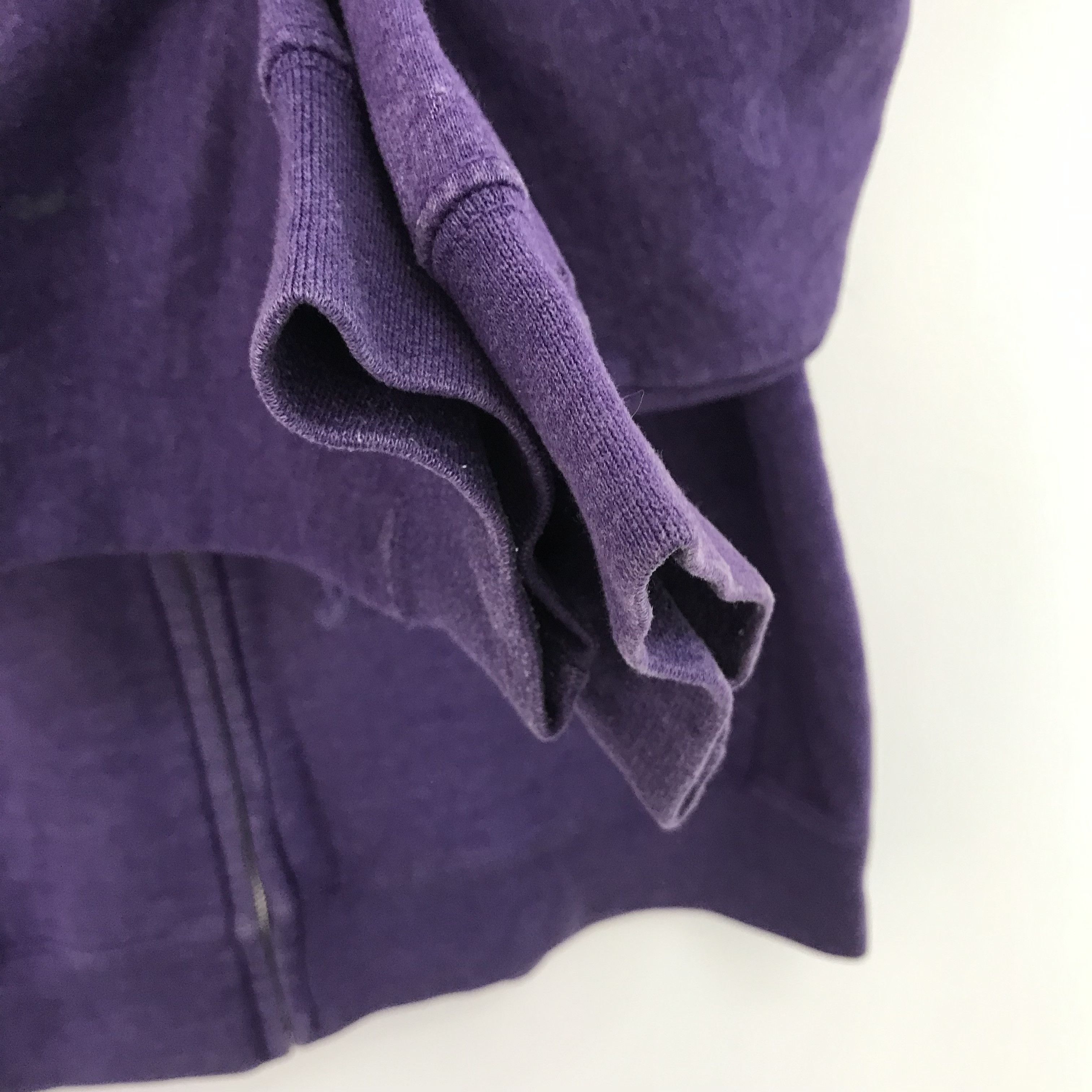 Alberta Ferretti Vintage University Of Alberta Purple Sweater - 496 Size US M / EU 48-50 / 2 - 3 Thumbnail