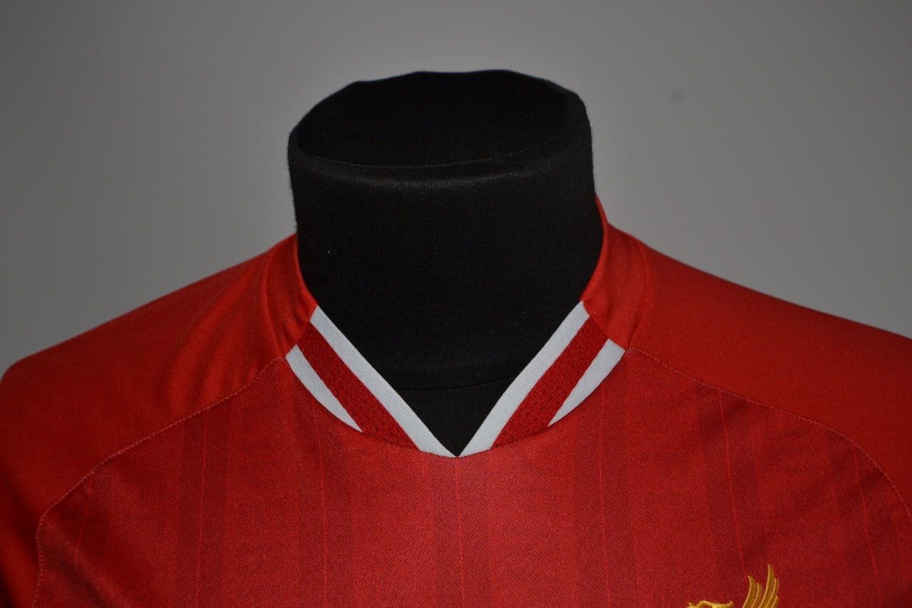 Other Liverpool FC Red Shirt Warrior Standard Chartered Size S Size US S / EU 44-46 / 1 - 4 Thumbnail