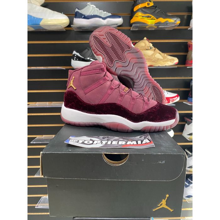 Air jordan 11 heiress clearance velvet