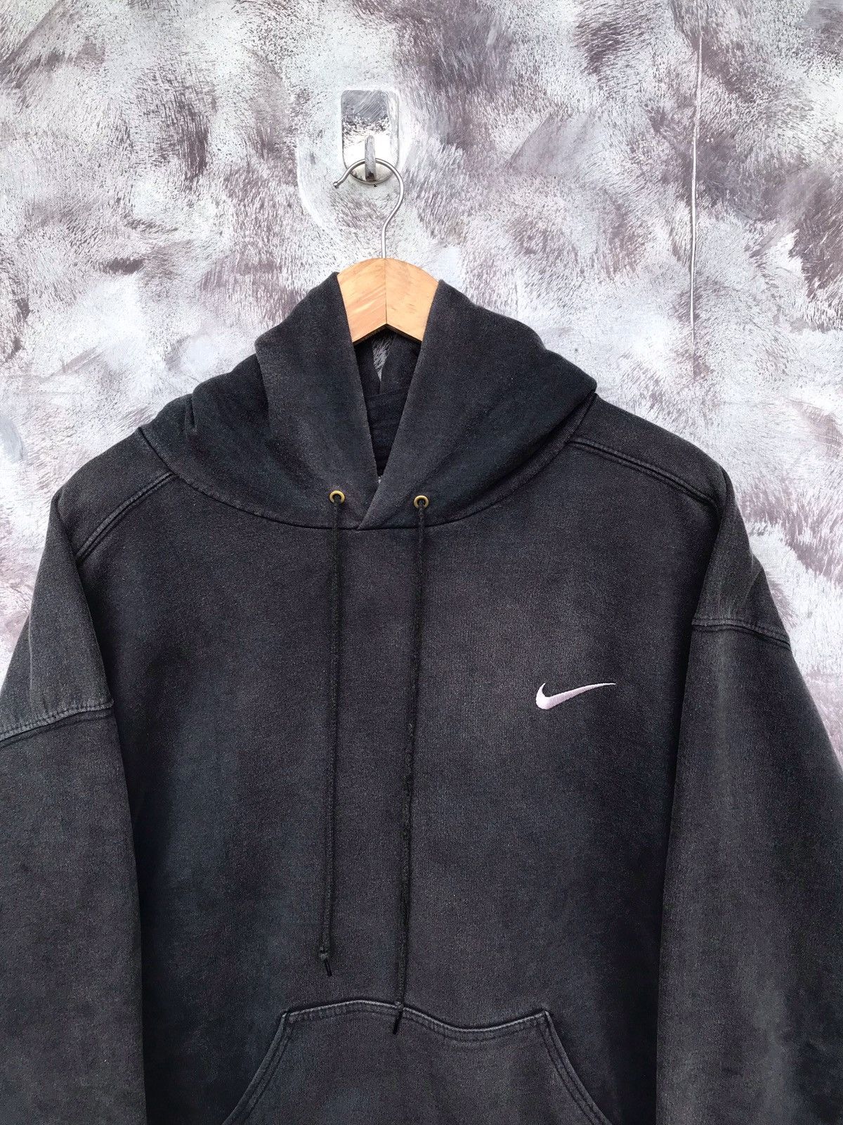 Nike × Vintage Faded vintage 90s nike pullover Size US L / EU 52-54 / 3 - 2 Thumbnail