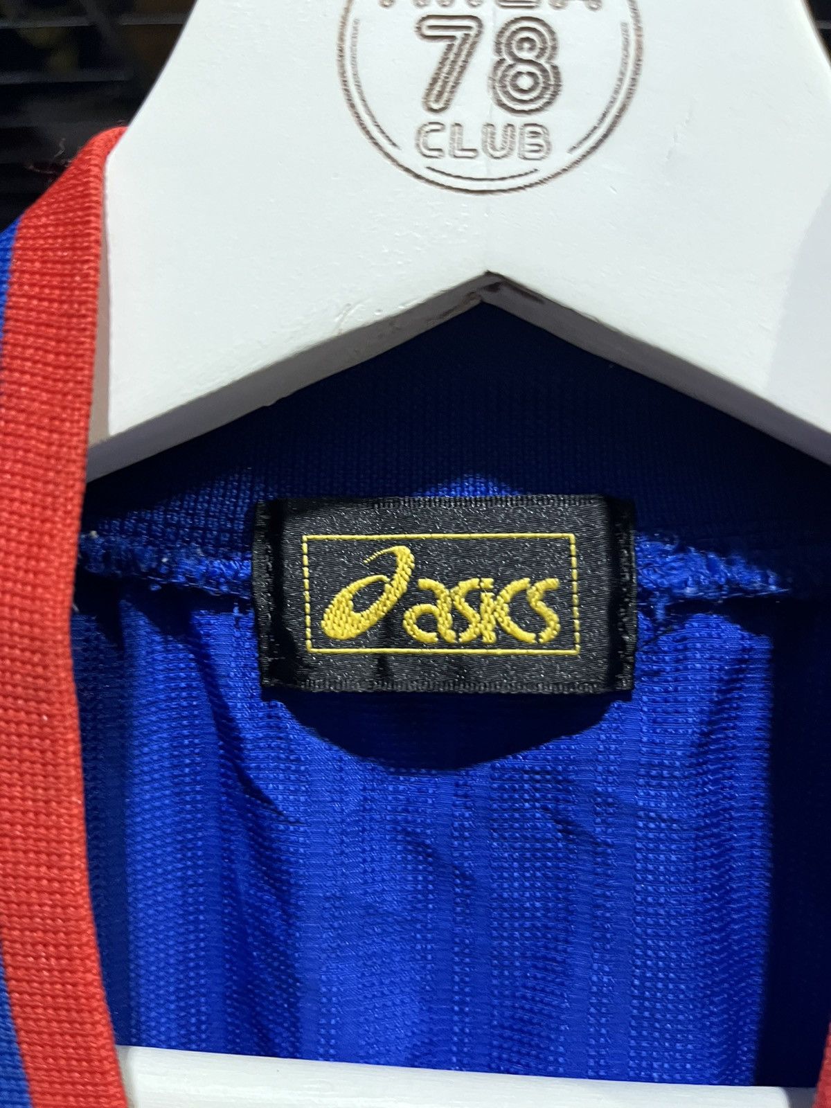 Asics Asics Football Gear Soccer Tee Logo 90s Size US L / EU 52-54 / 3 - 5 Thumbnail