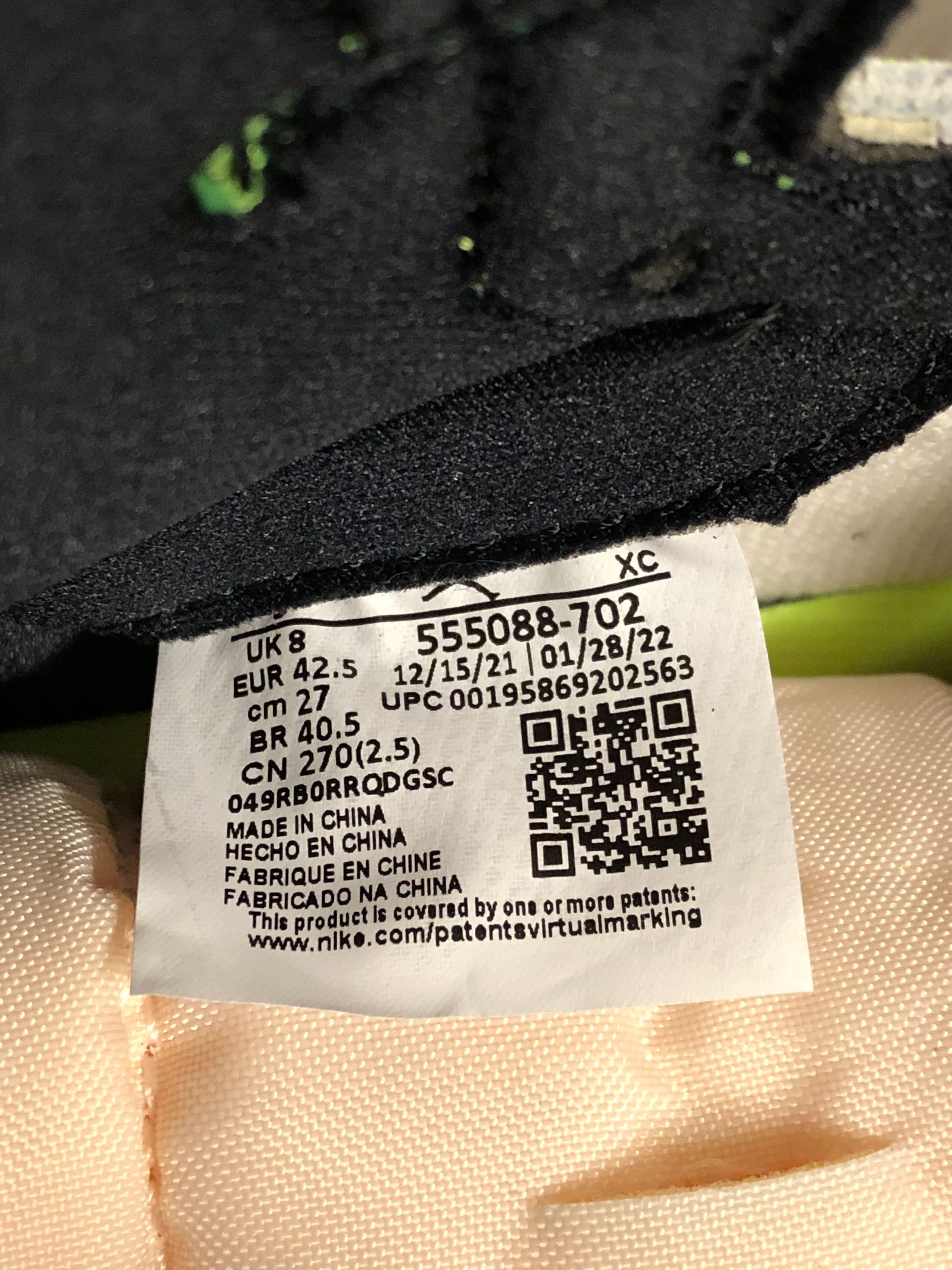 Nike *NEW* Nike Air Jordan 1 High OG Volt Visionaire sz 9 Size US 9 / EU 42 - 9 Thumbnail