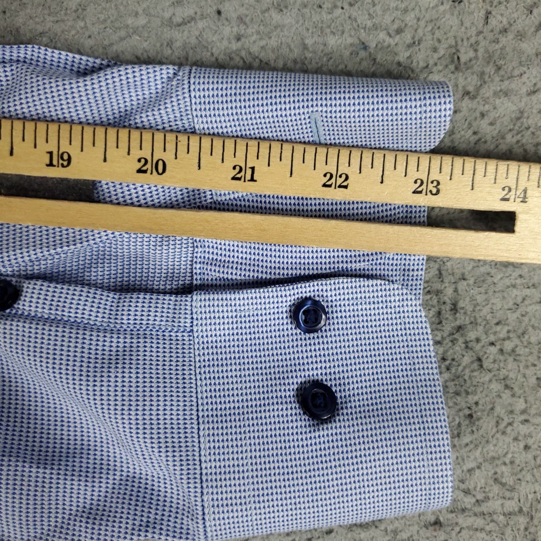 David Donahue David Donahue Dress Shirt Mens Size 17 Blue Button-Up Long Sleeve Non-Iron Cotton Size 46R - 6 Thumbnail