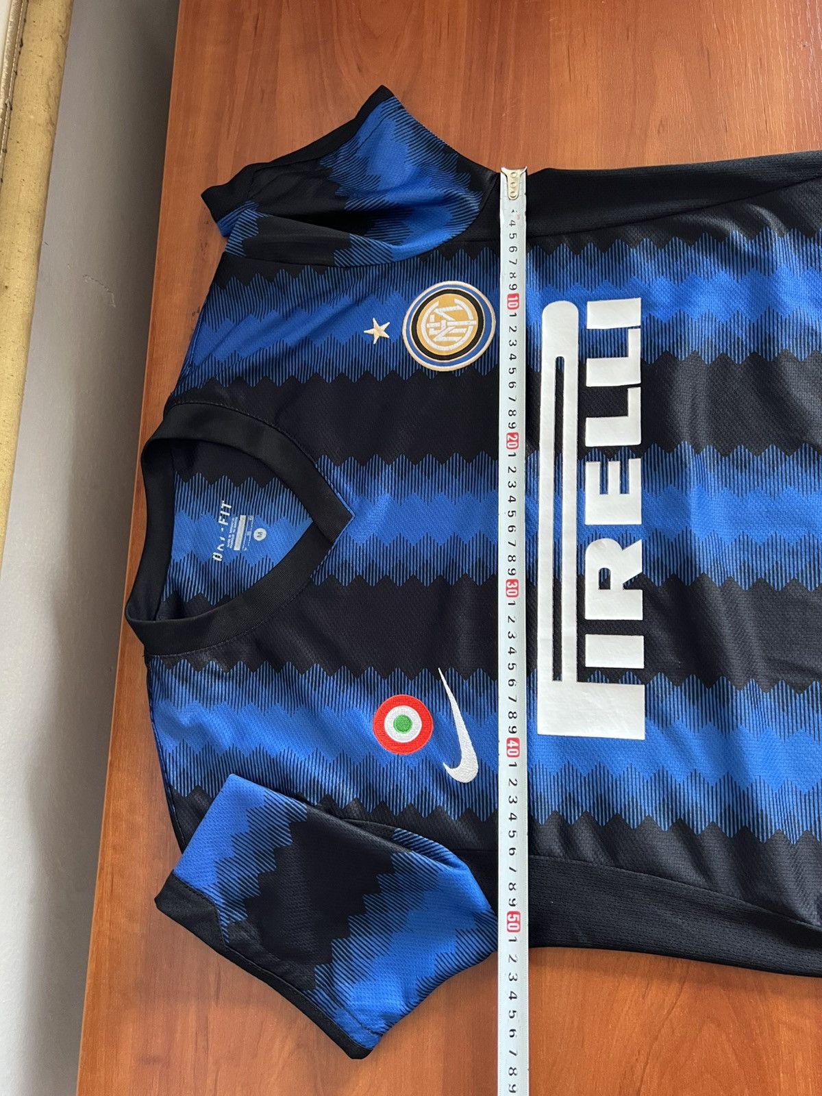 Nike 2010/11 INTER MILAN HOME RARE SOCCER JERSEY FOOTBALL SHIRT Size US M / EU 48-50 / 2 - 21 Thumbnail